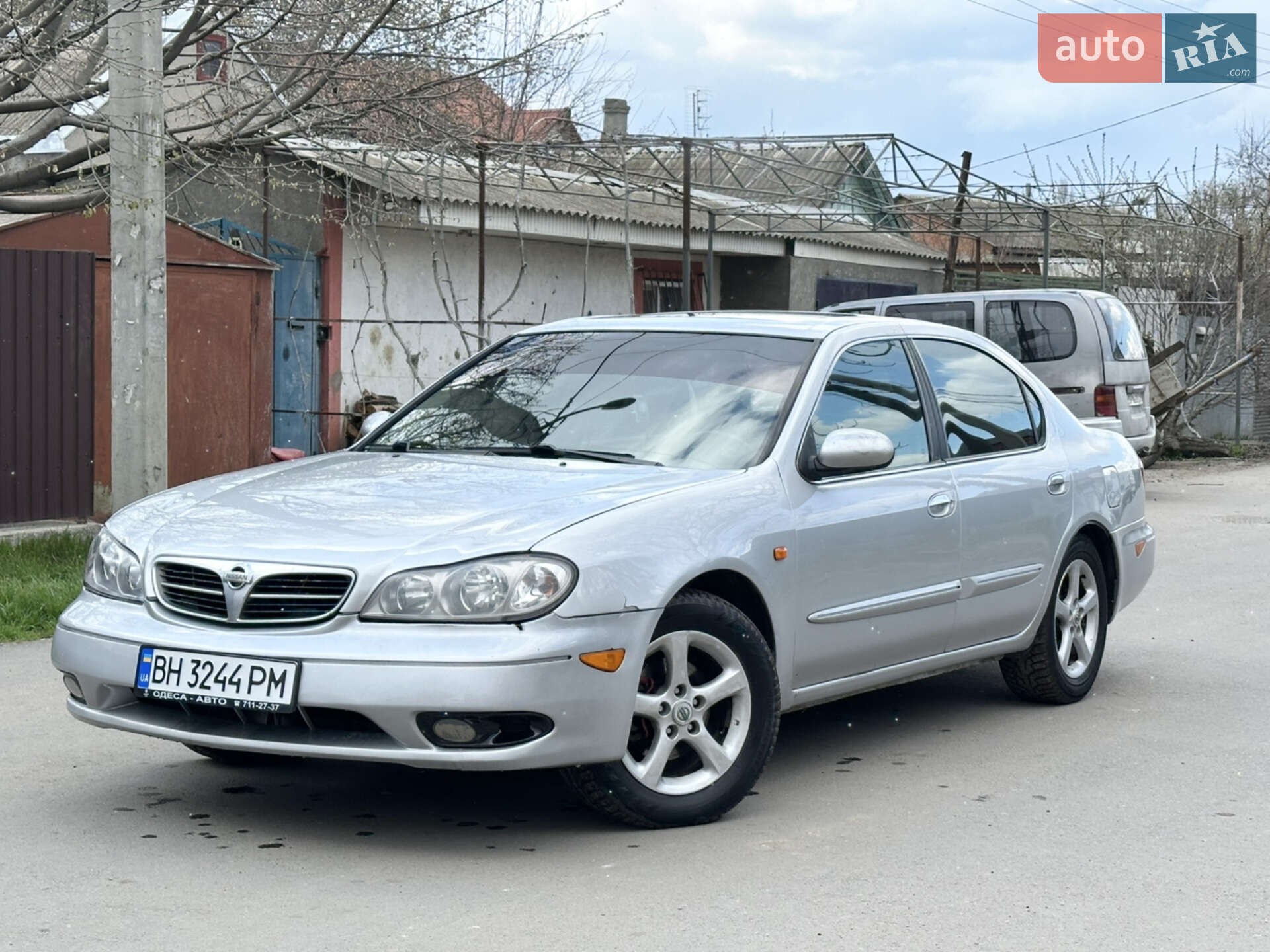 NISSAN MAXIMA 2001