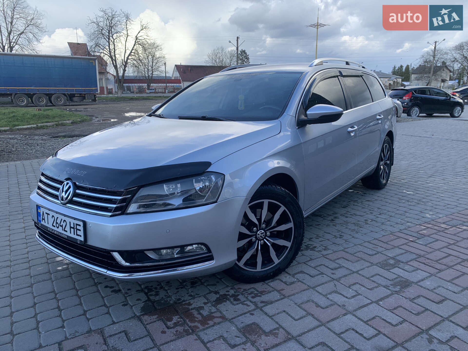 VOLKSWAGEN PASSAT 2013