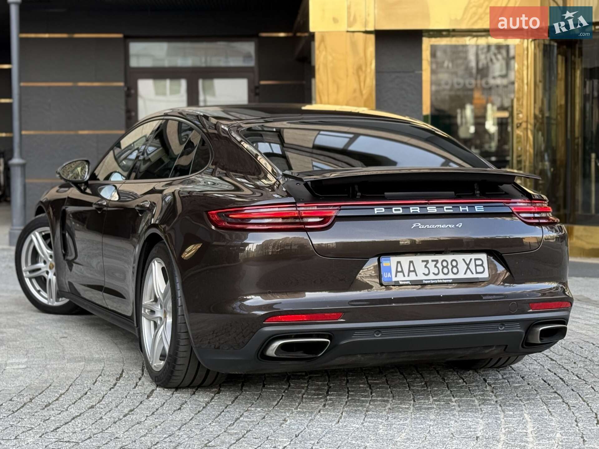 PORSCHE PANAMERA 2018