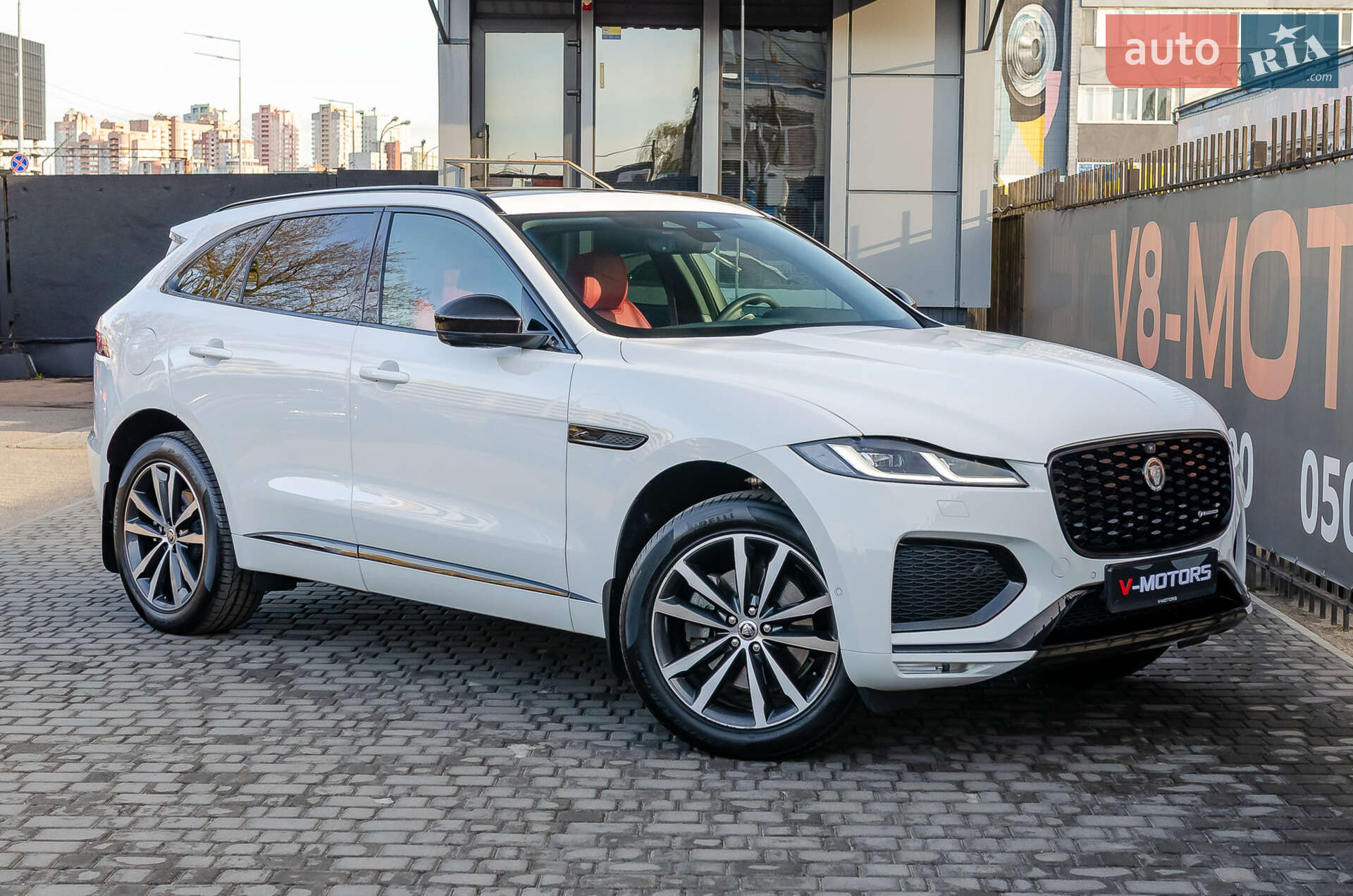 JAGUAR F-PACE
