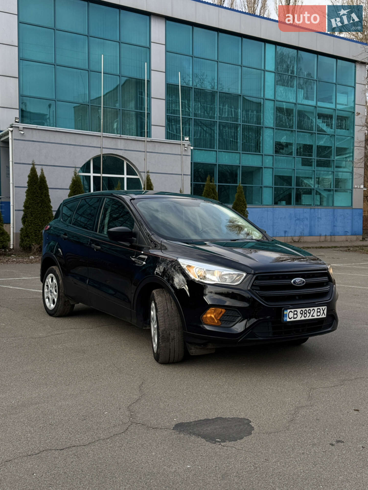 Головне фото звіту автомобіля FORD ESCAPE 2016
