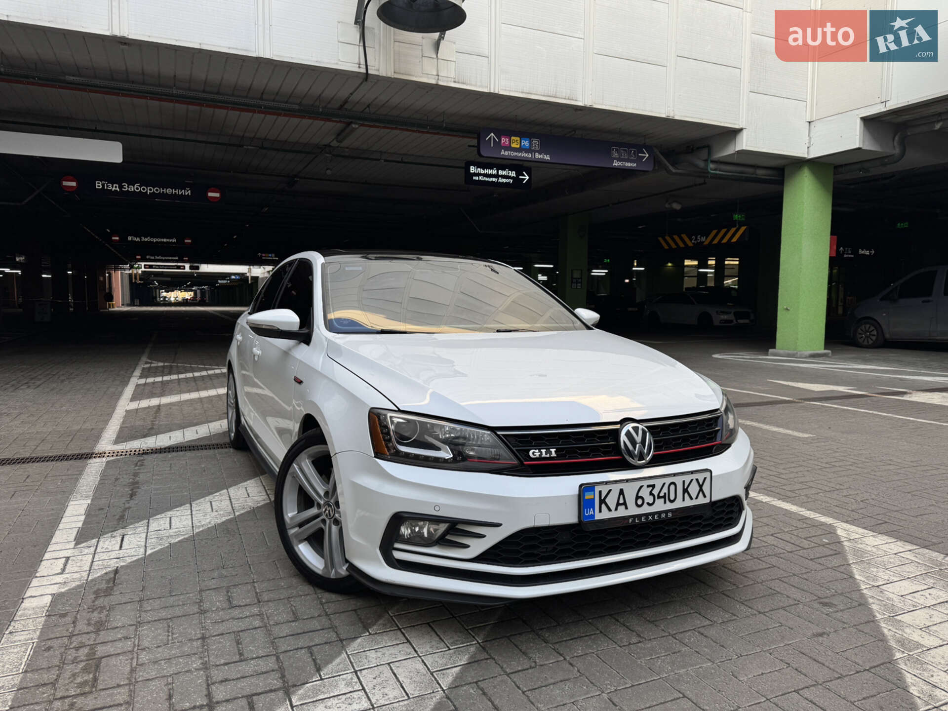VOLKSWAGEN JETTA 2016