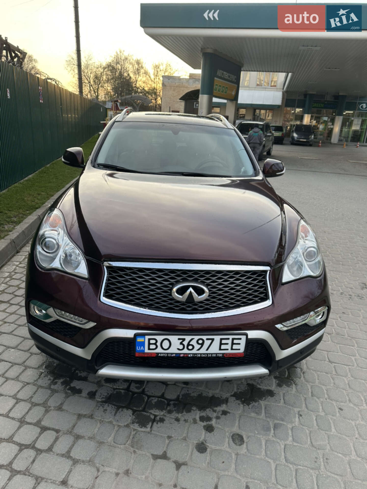 INFINITI QX50 2017