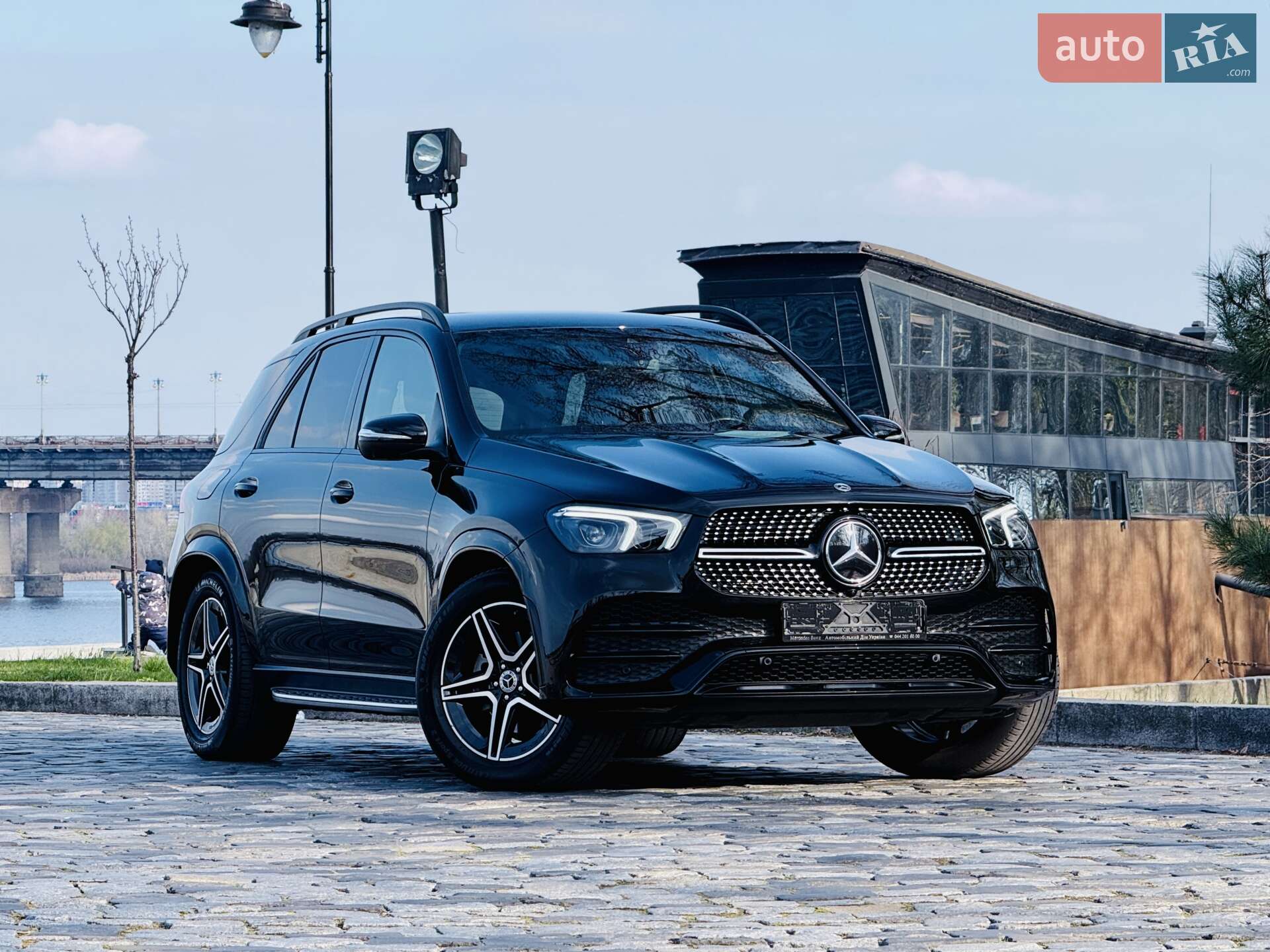 MERCEDES-BENZ GLE 350D 2021