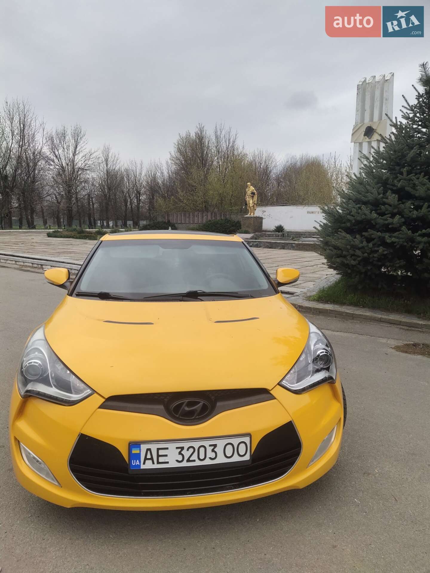 HYUNDAI VELOSTER 2012
