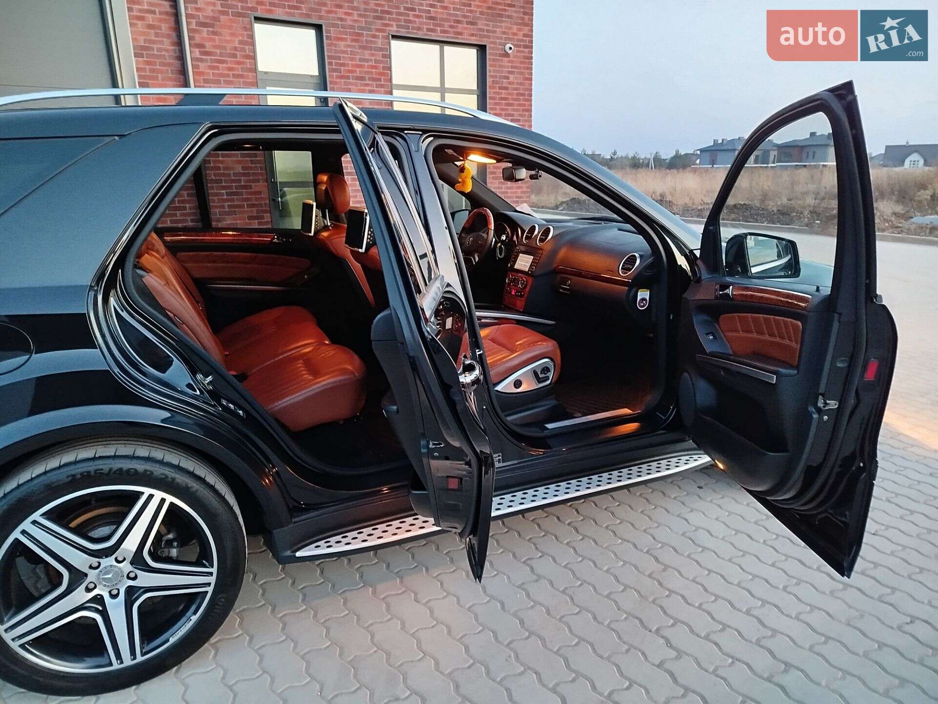 MERCEDES-BENZ ML 500 2008