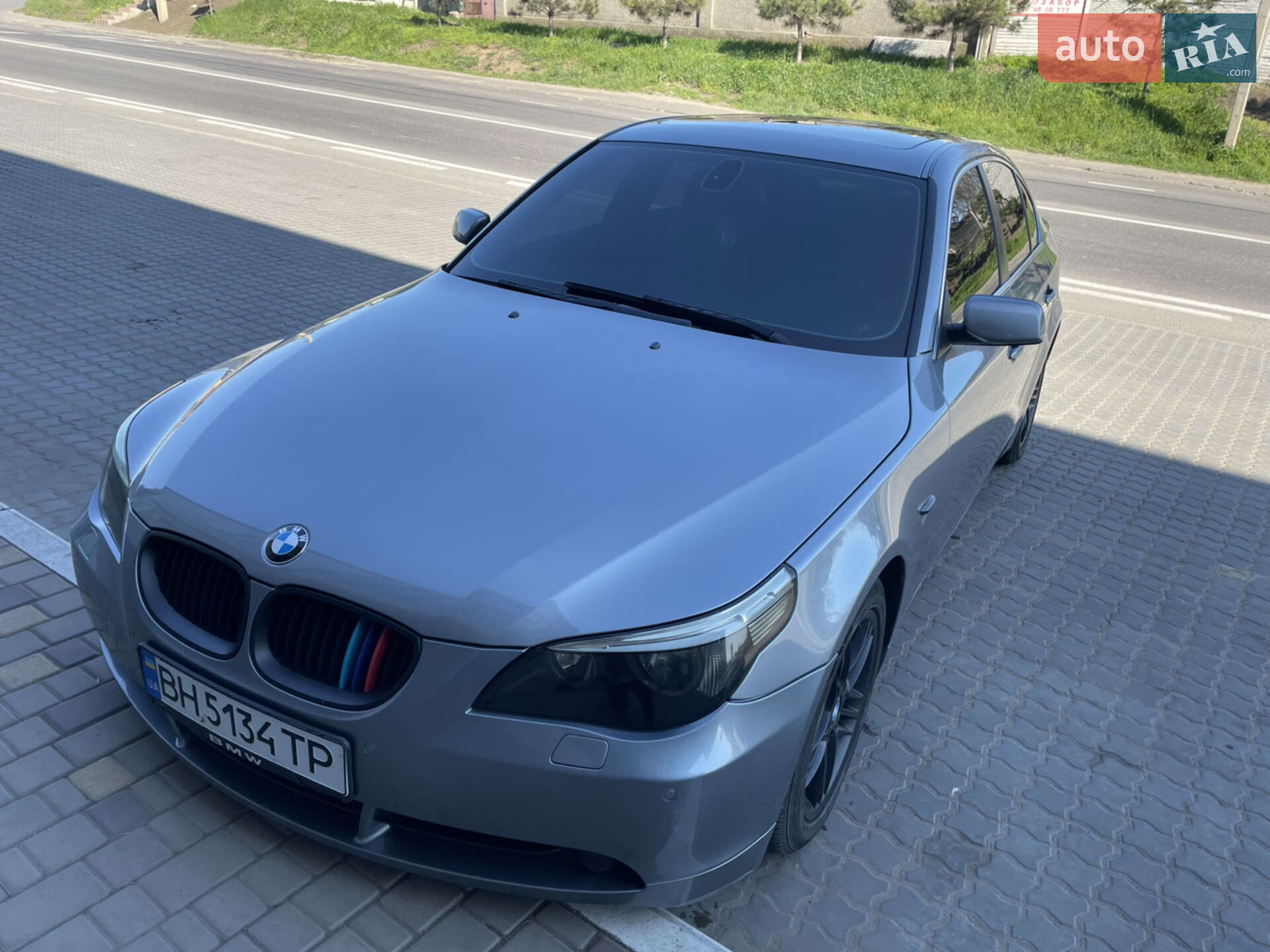 Головне фото звіту автомобіля BMW 523I 2005