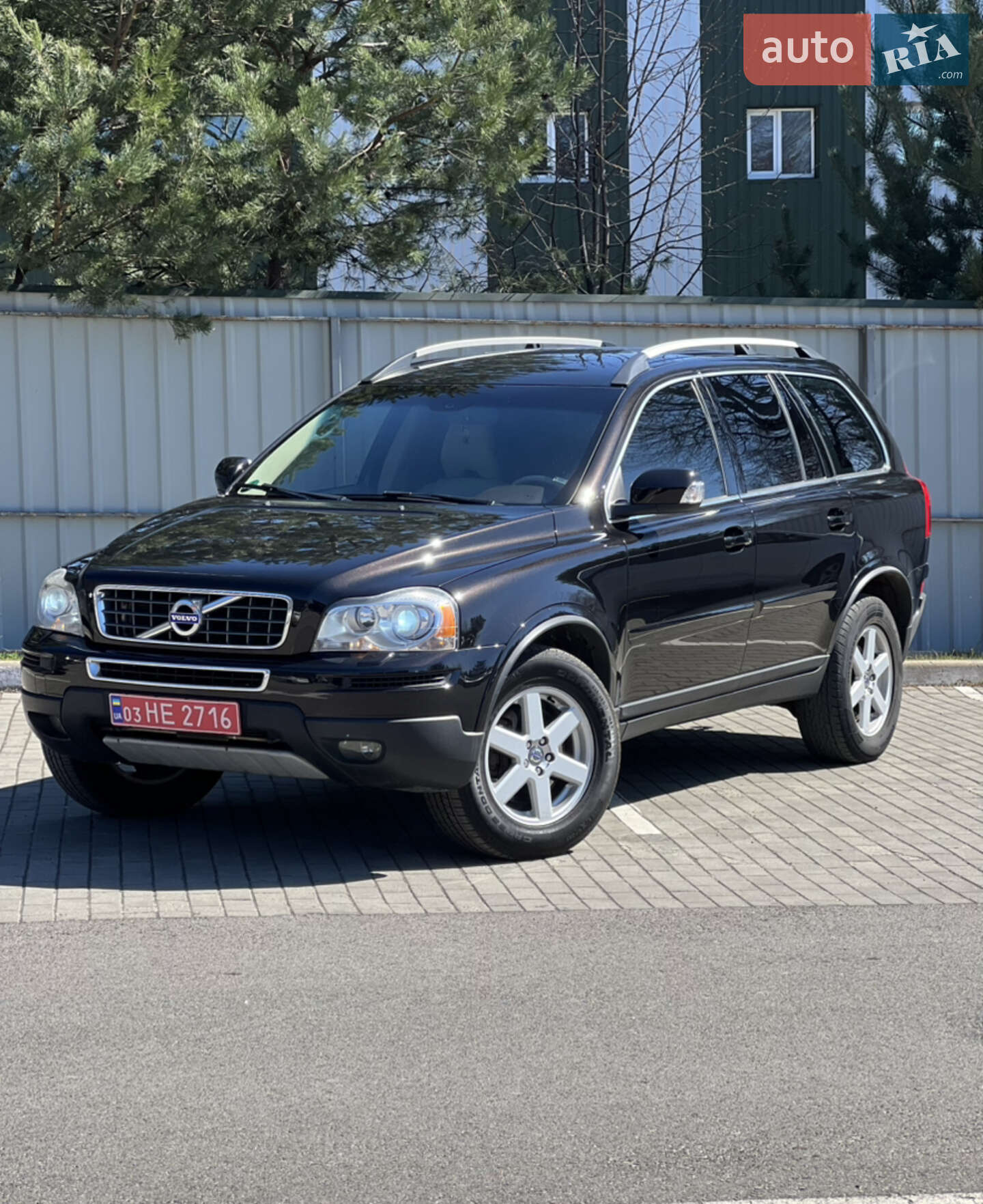 VOLVO XC90 2011