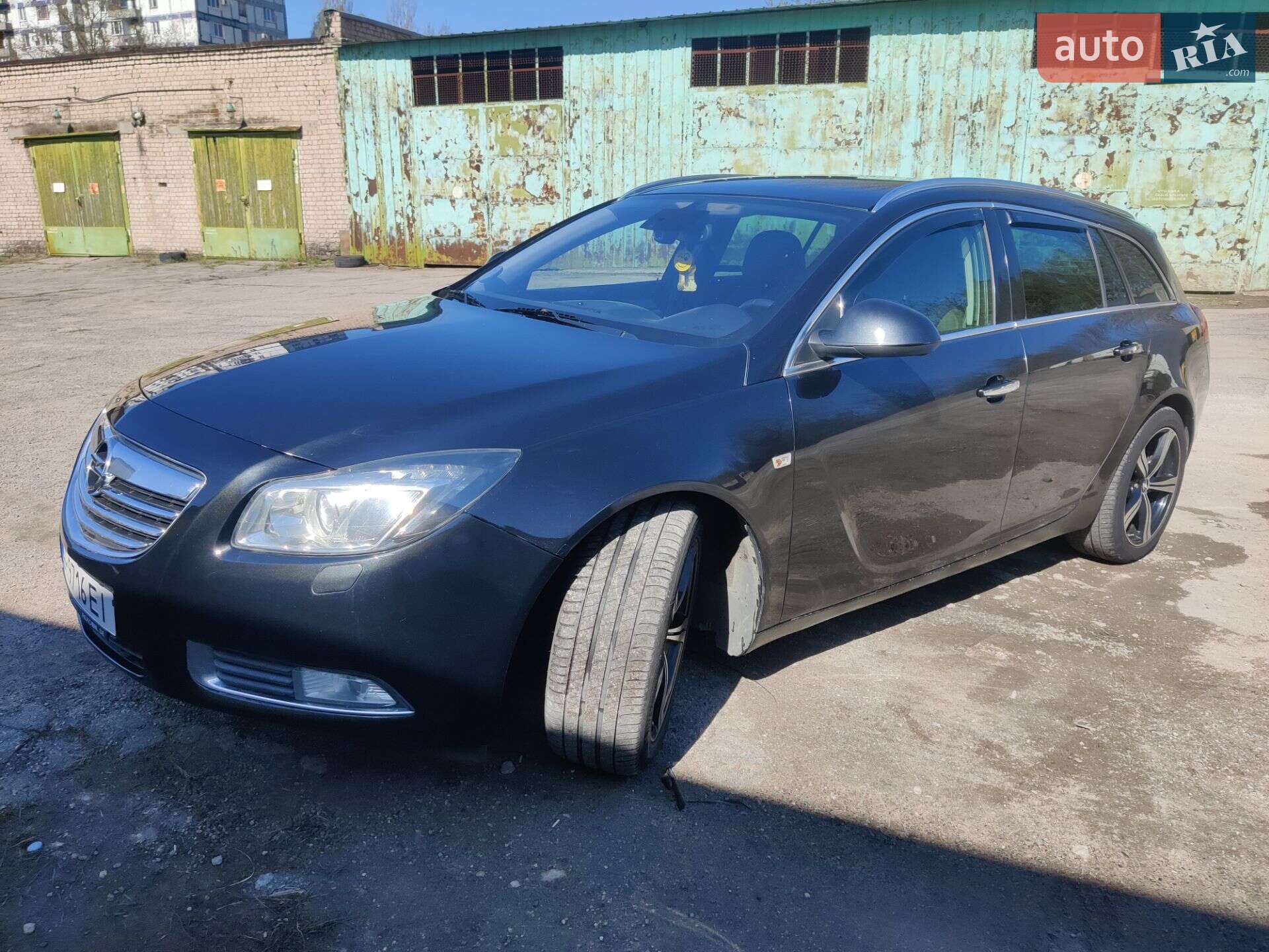 OPEL INSIGNIA 2011