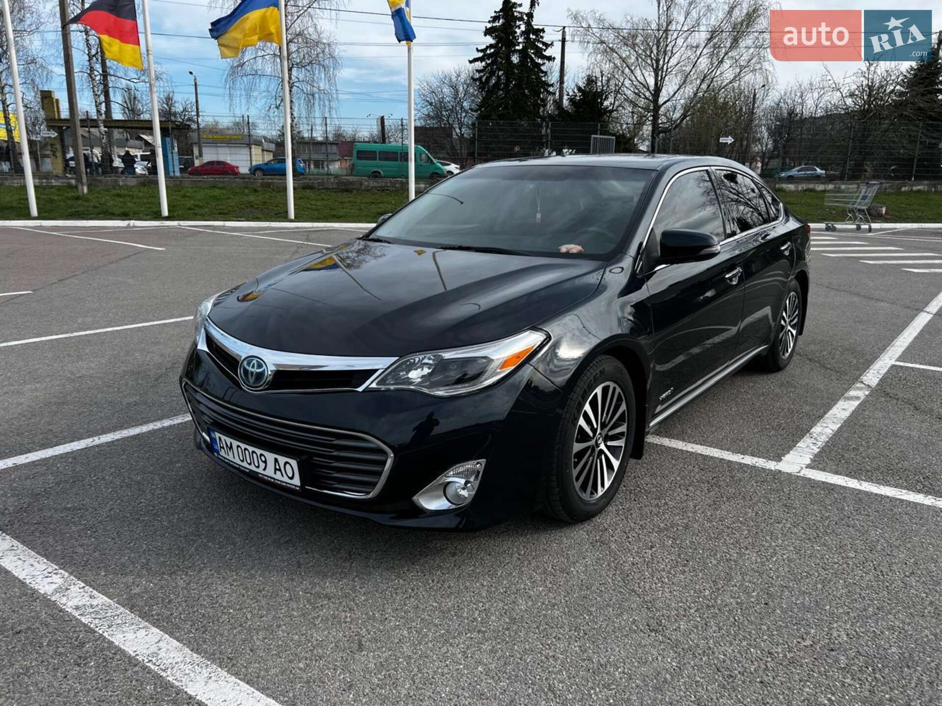 TOYOTA AVALON 2015