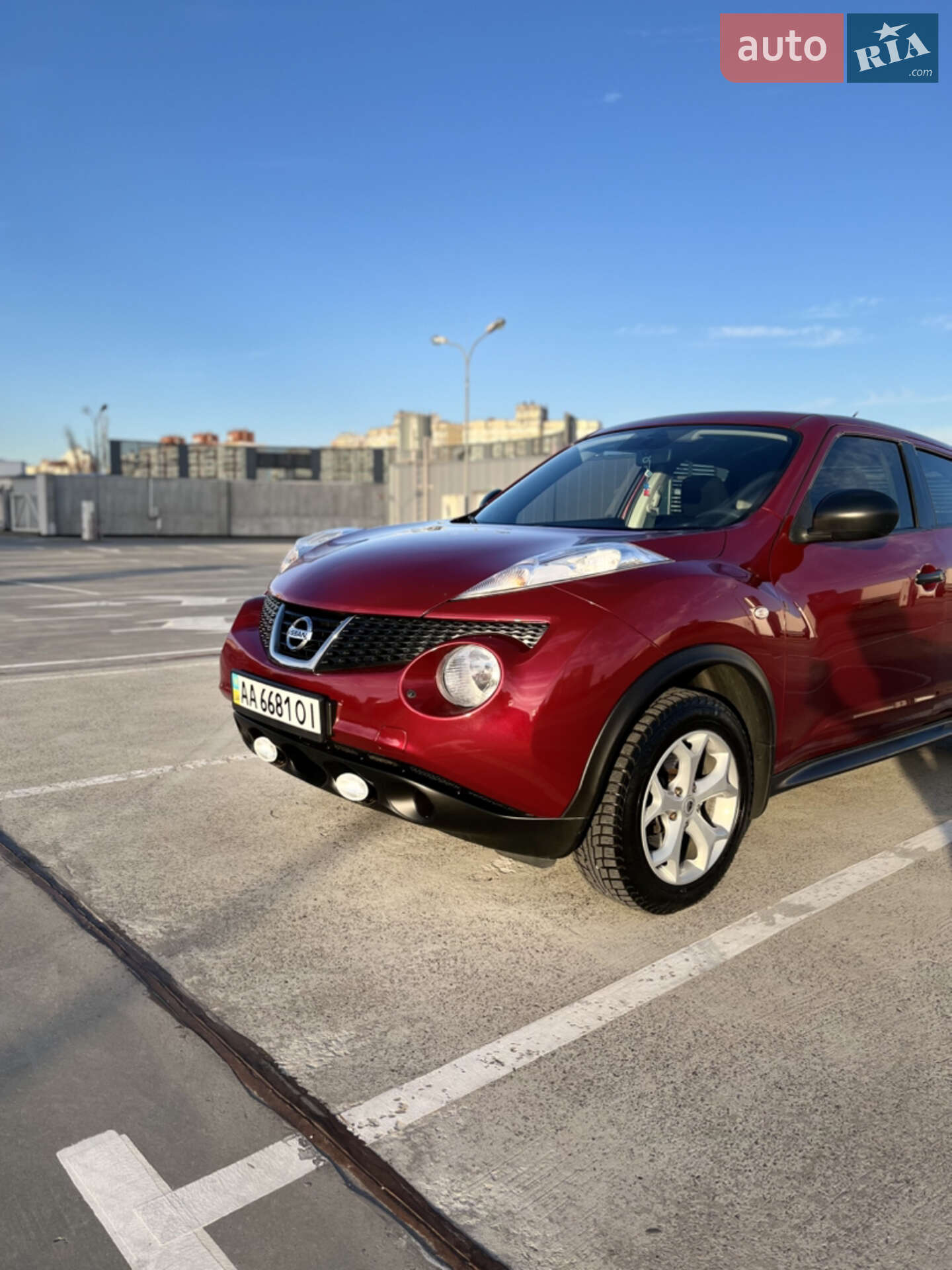 NISSAN JUKE 2011