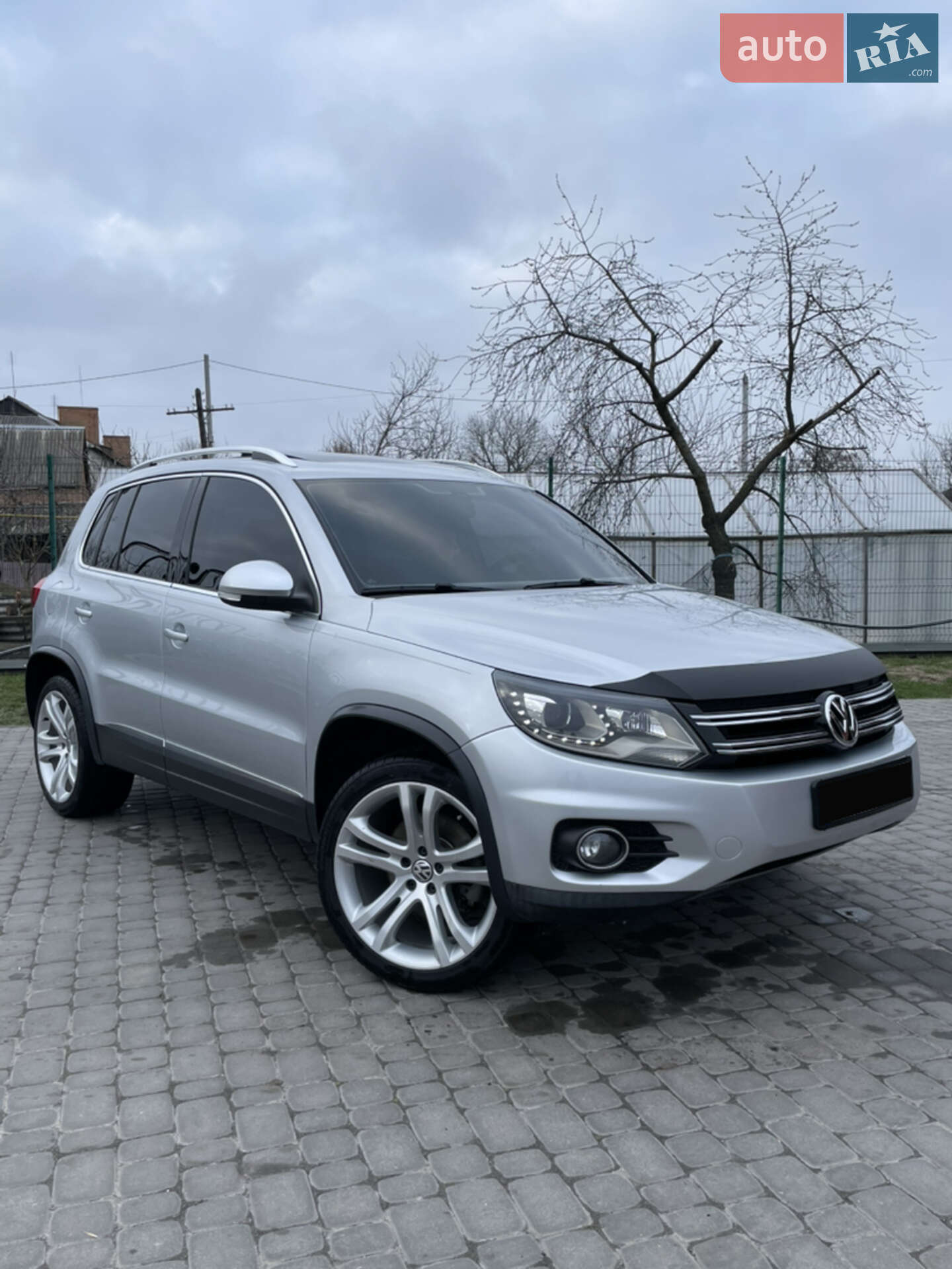 VOLKSWAGEN TIGUAN 2015