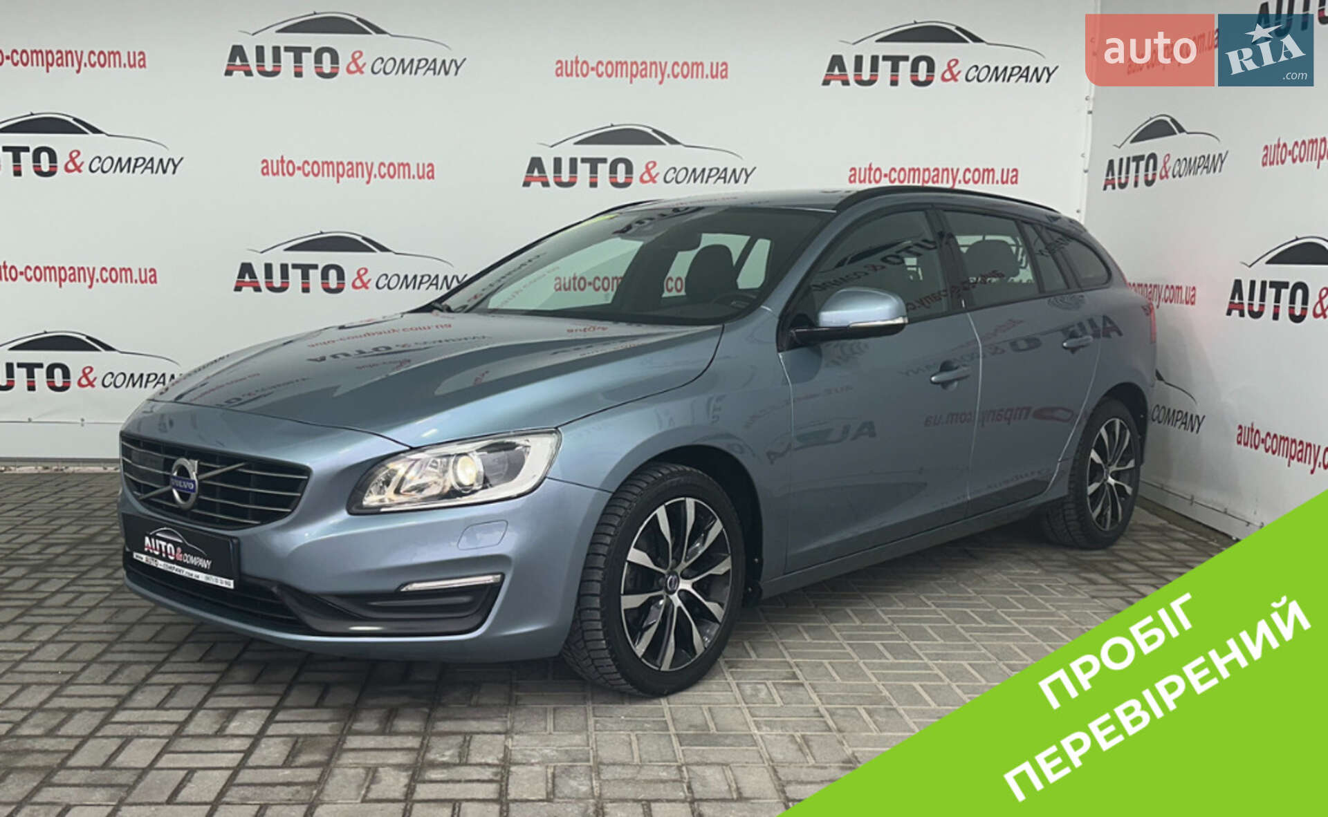 Головне фото звіту автомобіля VOLVO V60 2018