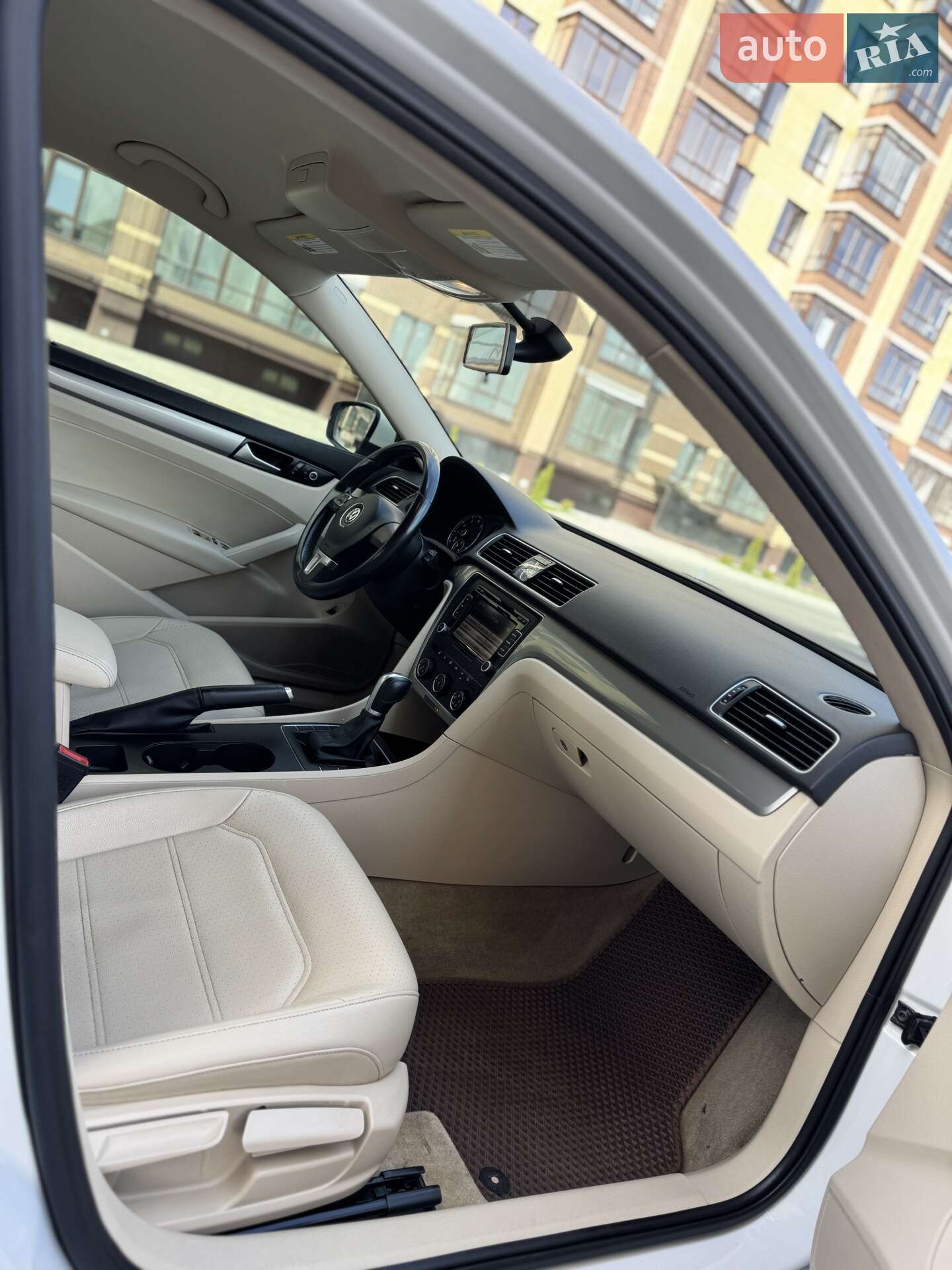 VOLKSWAGEN PASSAT 2015