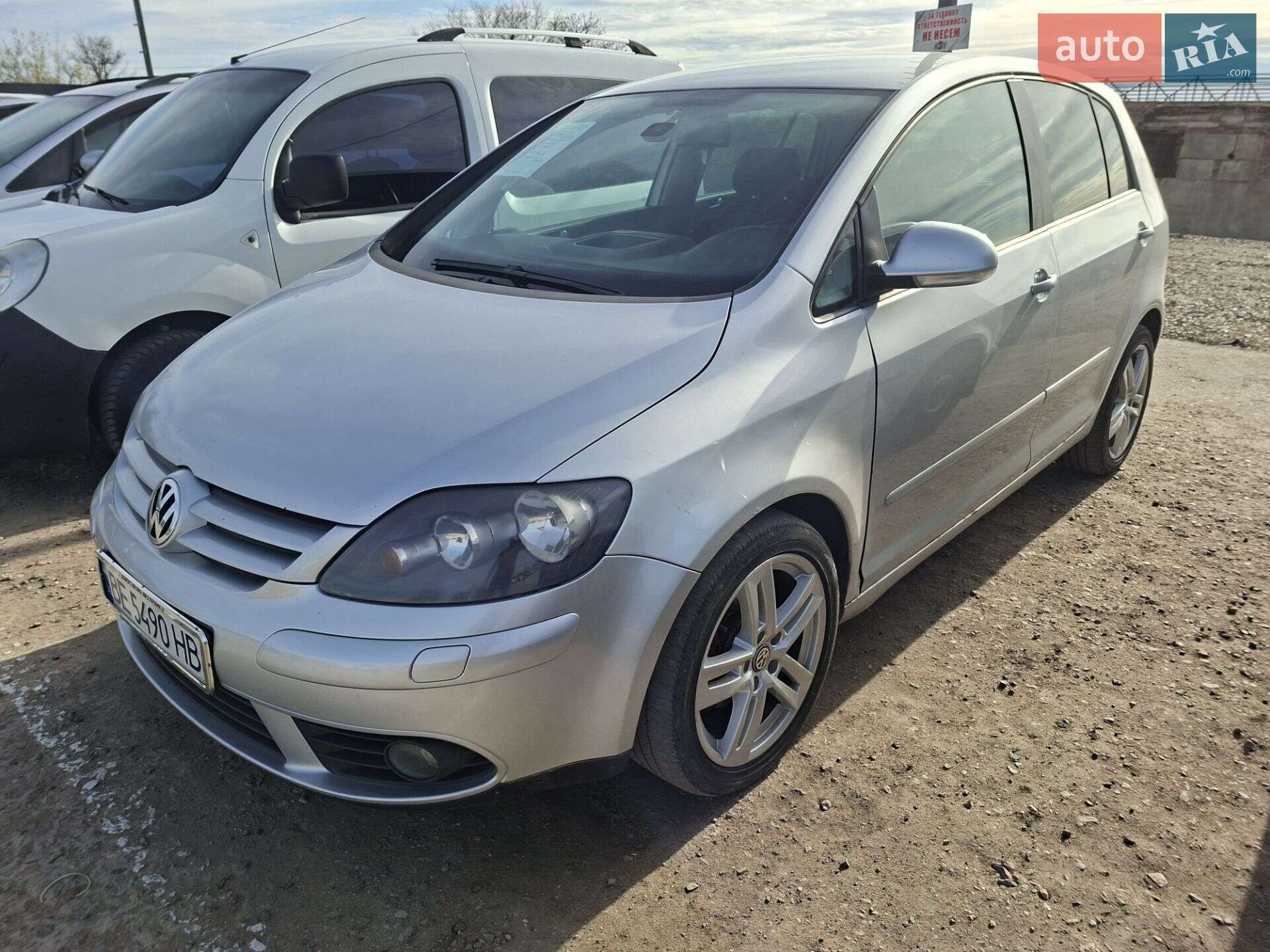 VOLKSWAGEN GOLF 2005