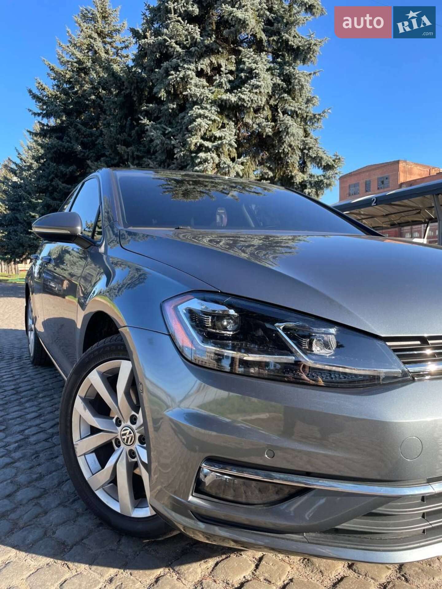 VOLKSWAGEN GOLF 2017