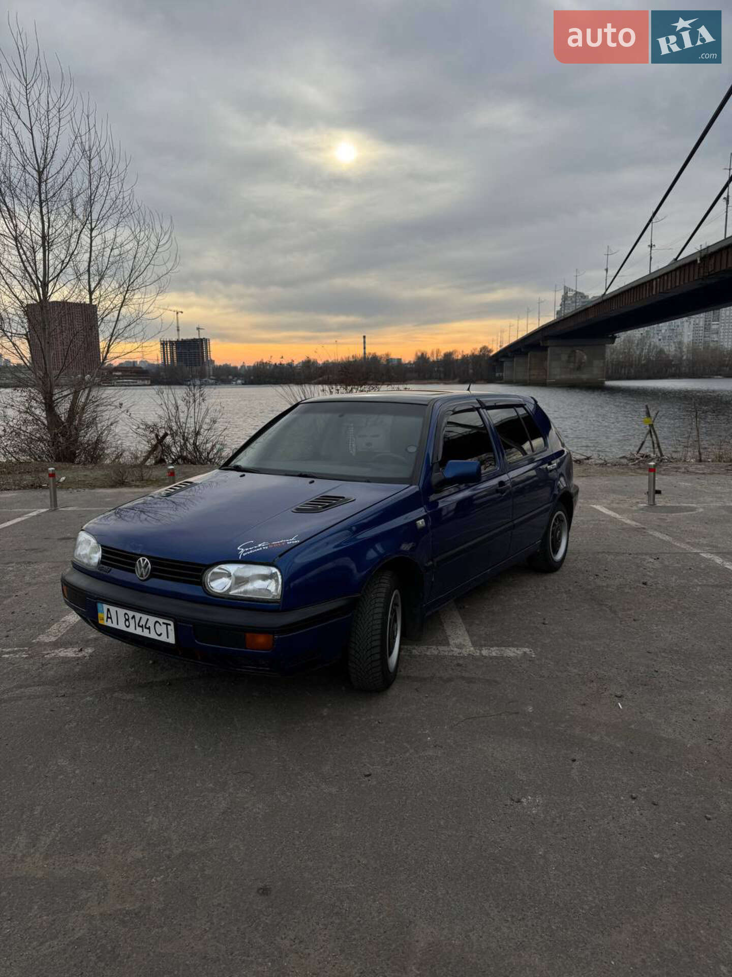 VOLKSWAGEN GOLF 1995