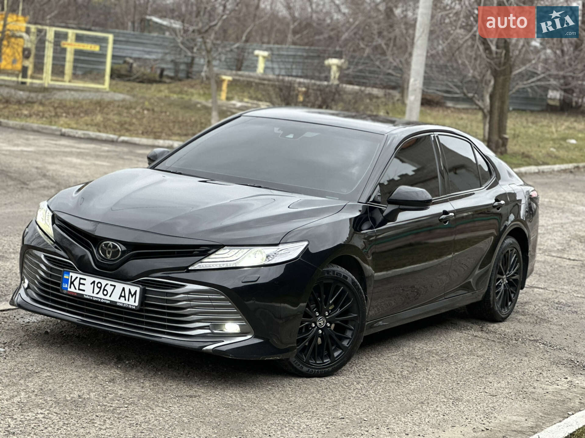 TOYOTA CAMRY