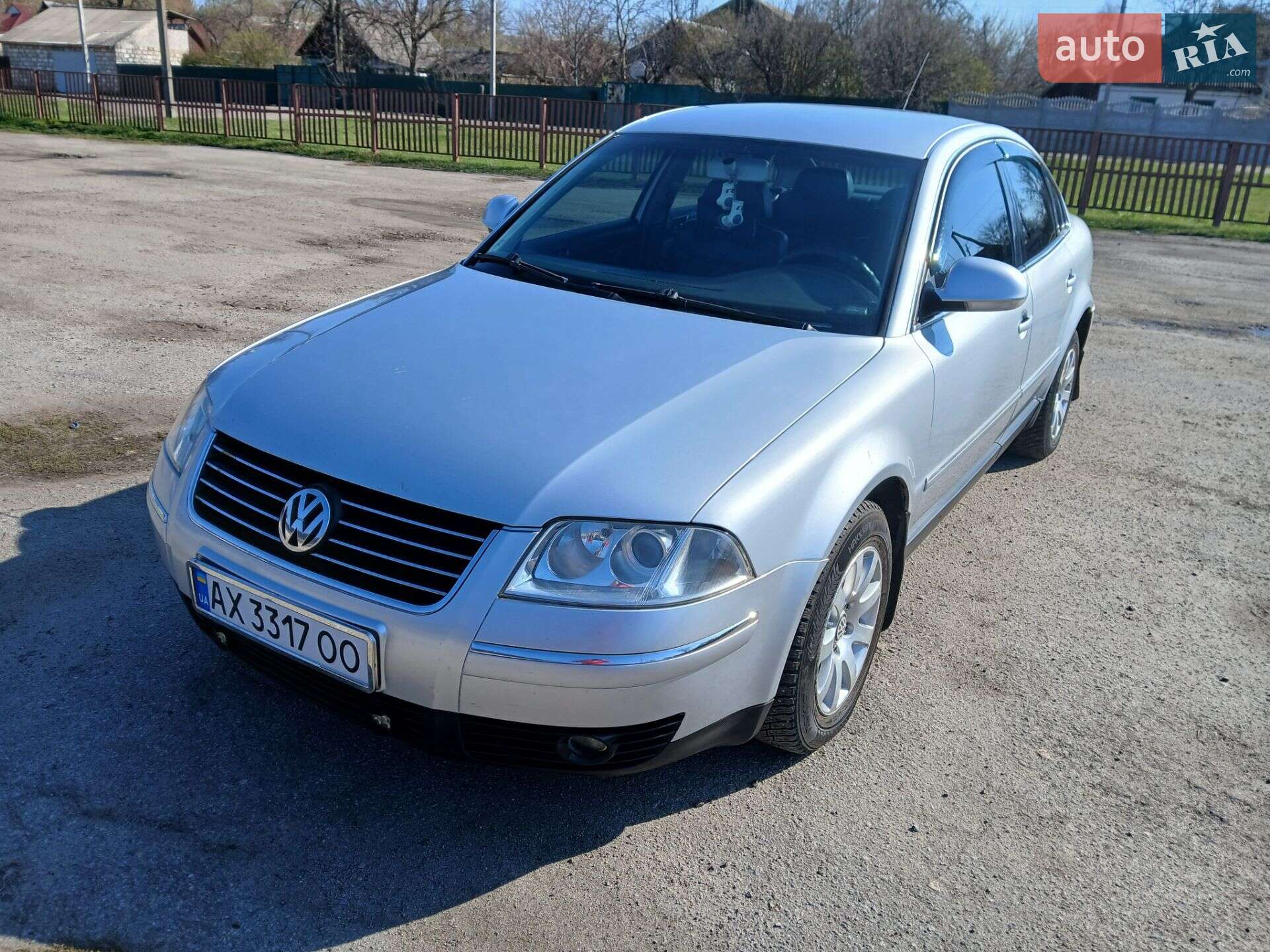 VOLKSWAGEN PASSAT 2004
