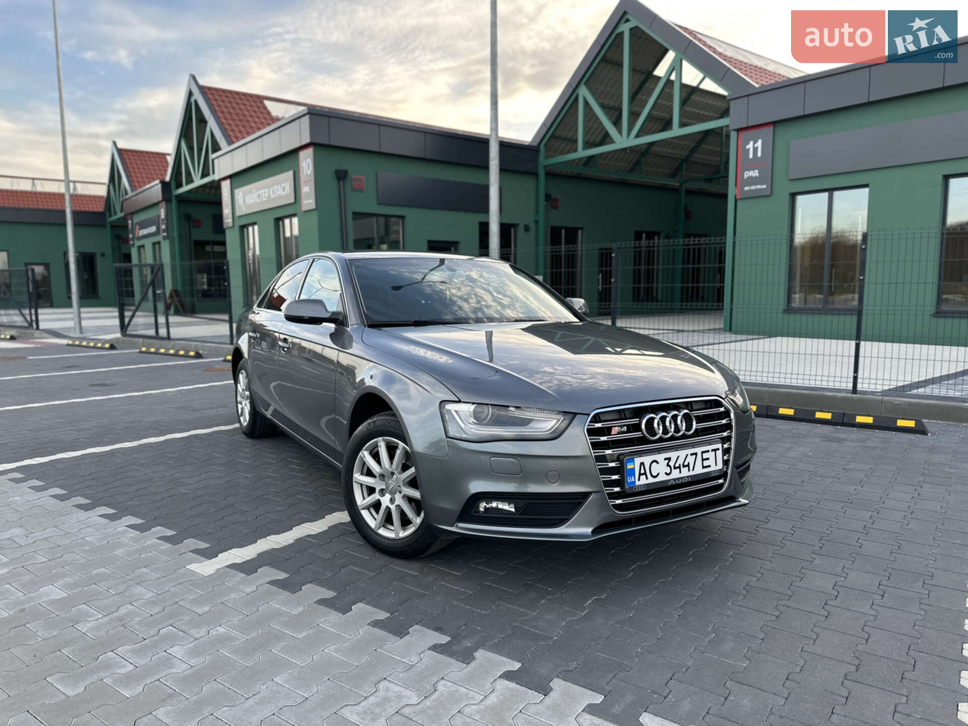 AUDI A4 2013