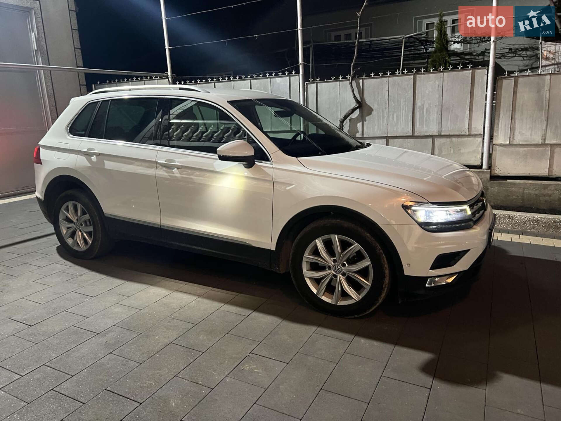 VOLKSWAGEN TIGUAN 2018