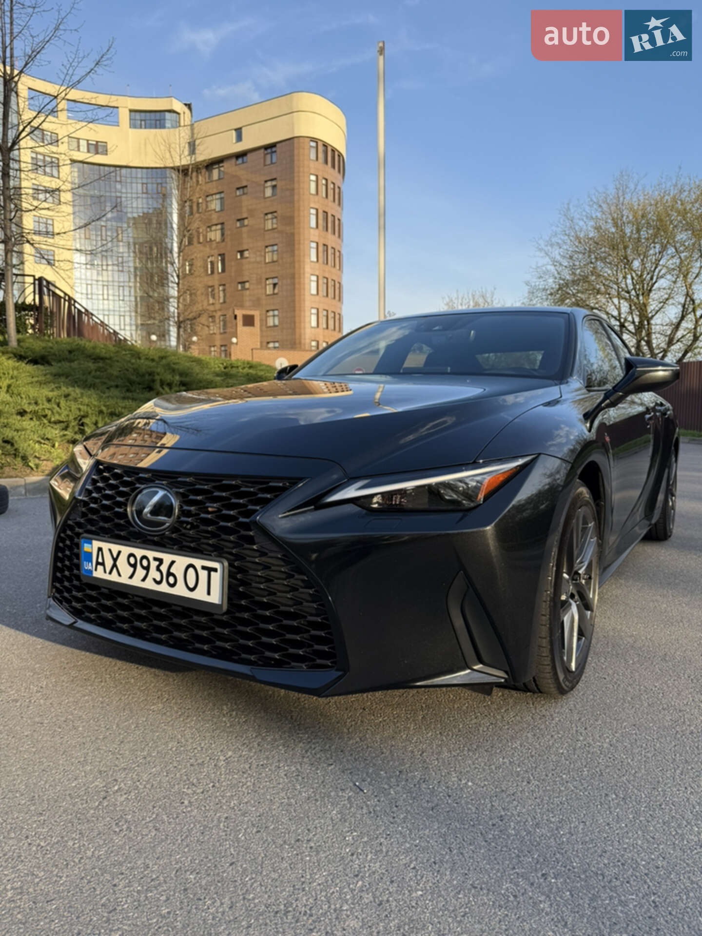 Lexus IS 2021