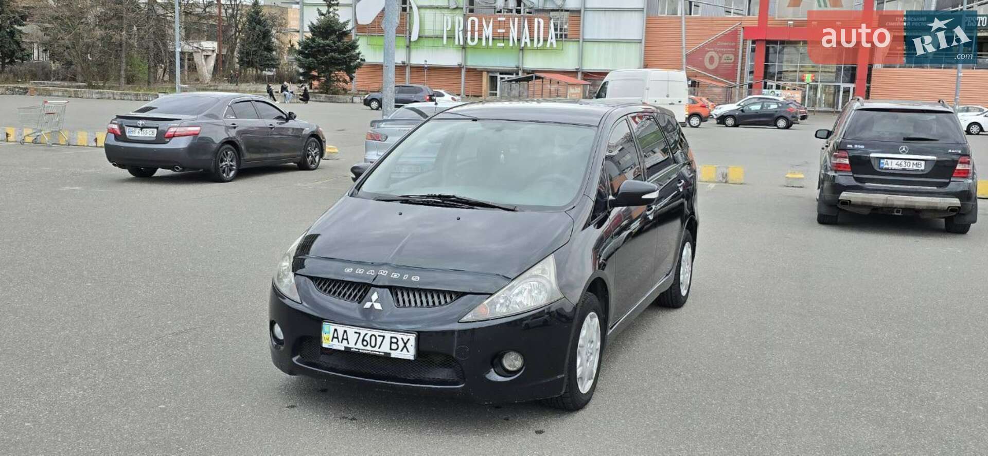 MITSUBISHI GRANDIS 2006