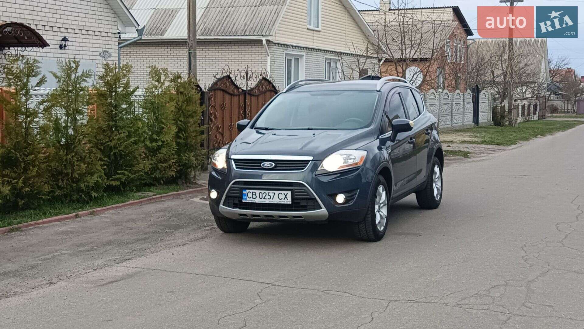 FORD KUGA 2011
