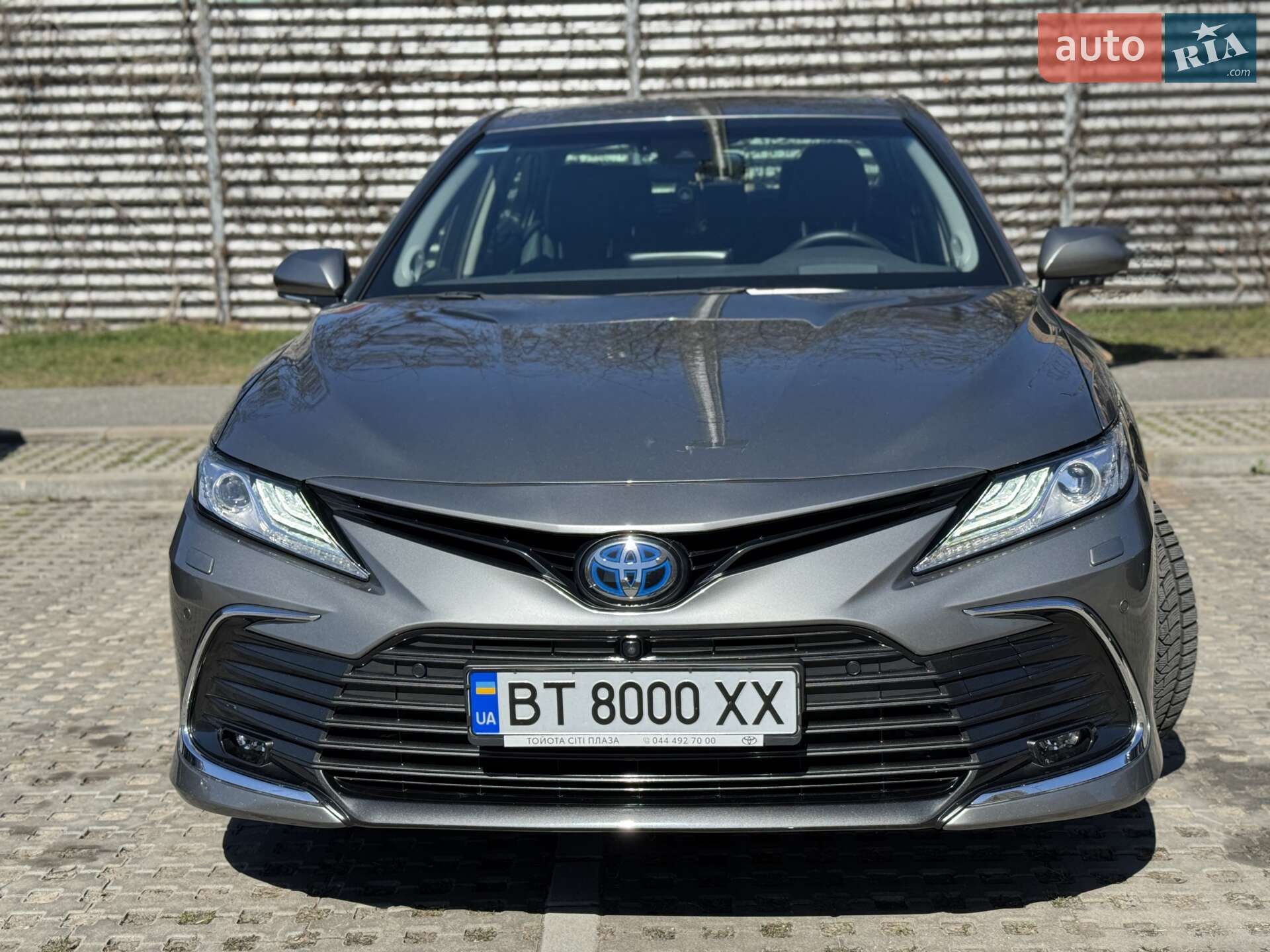 TOYOTA CAMRY
