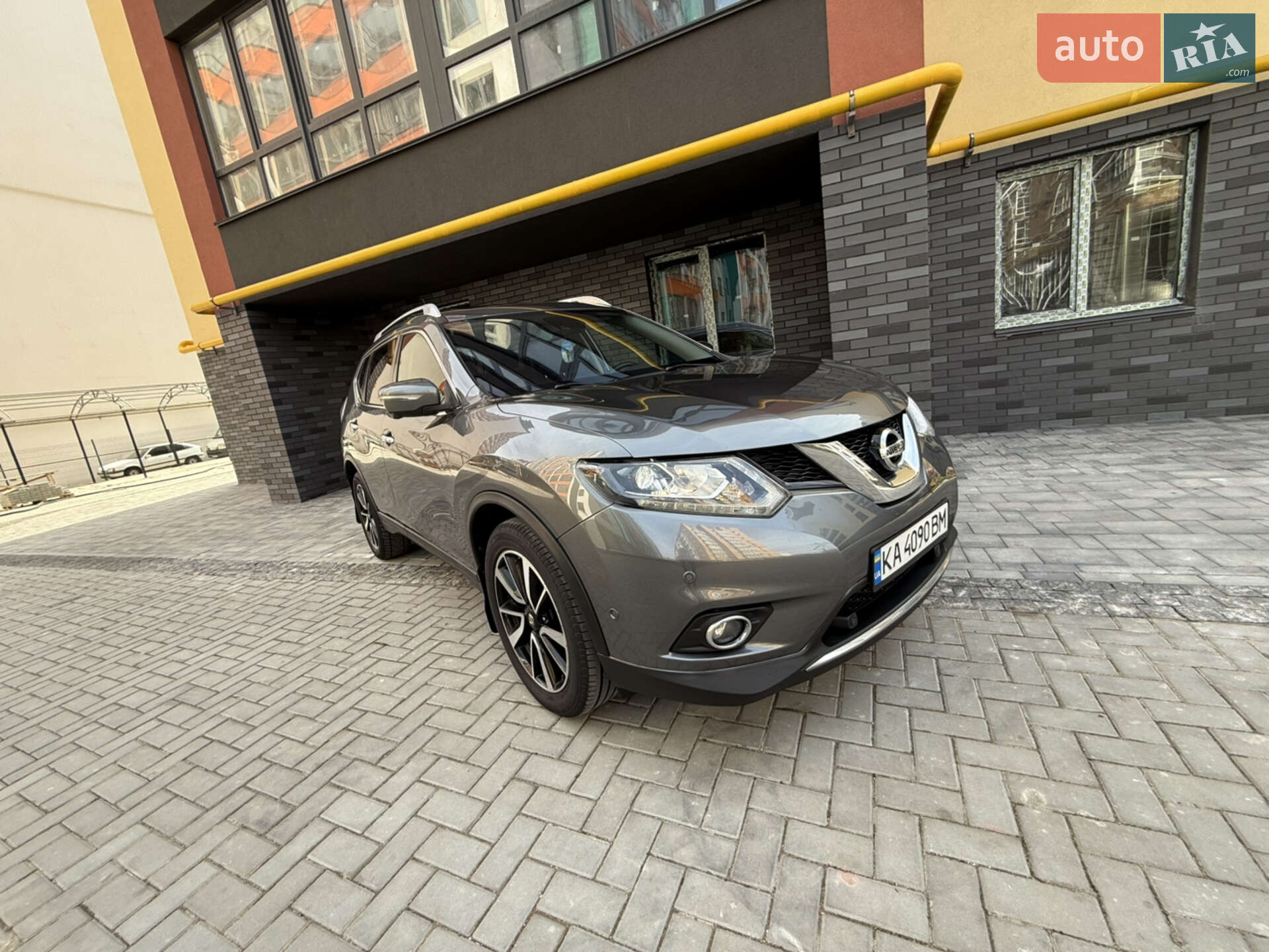NISSAN X-TRAIL 2015