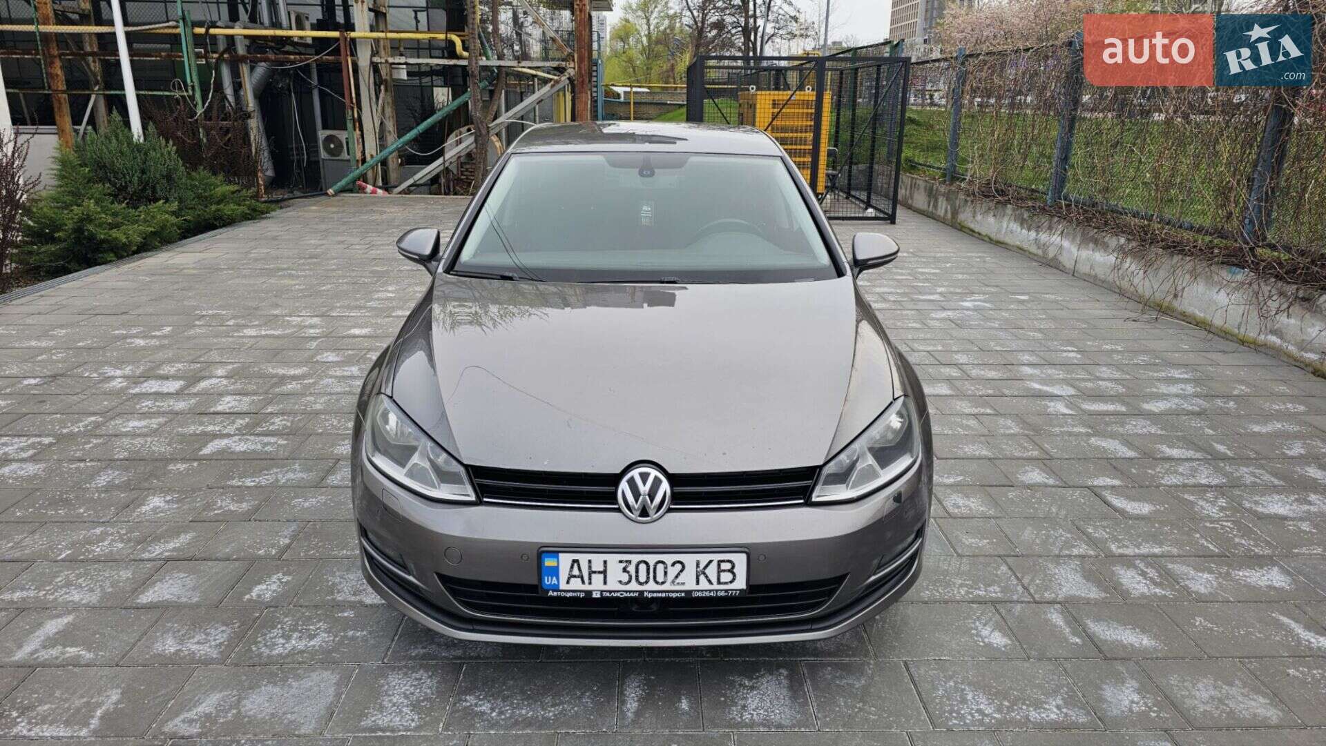 VOLKSWAGEN GOLF 2012