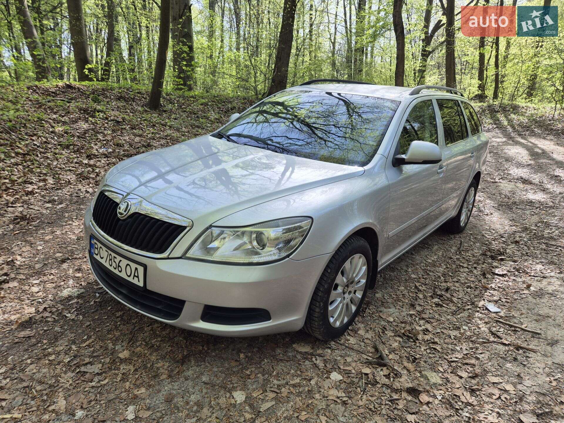 Головне фото звіту автомобіля SKODA OCTAVIA 2011