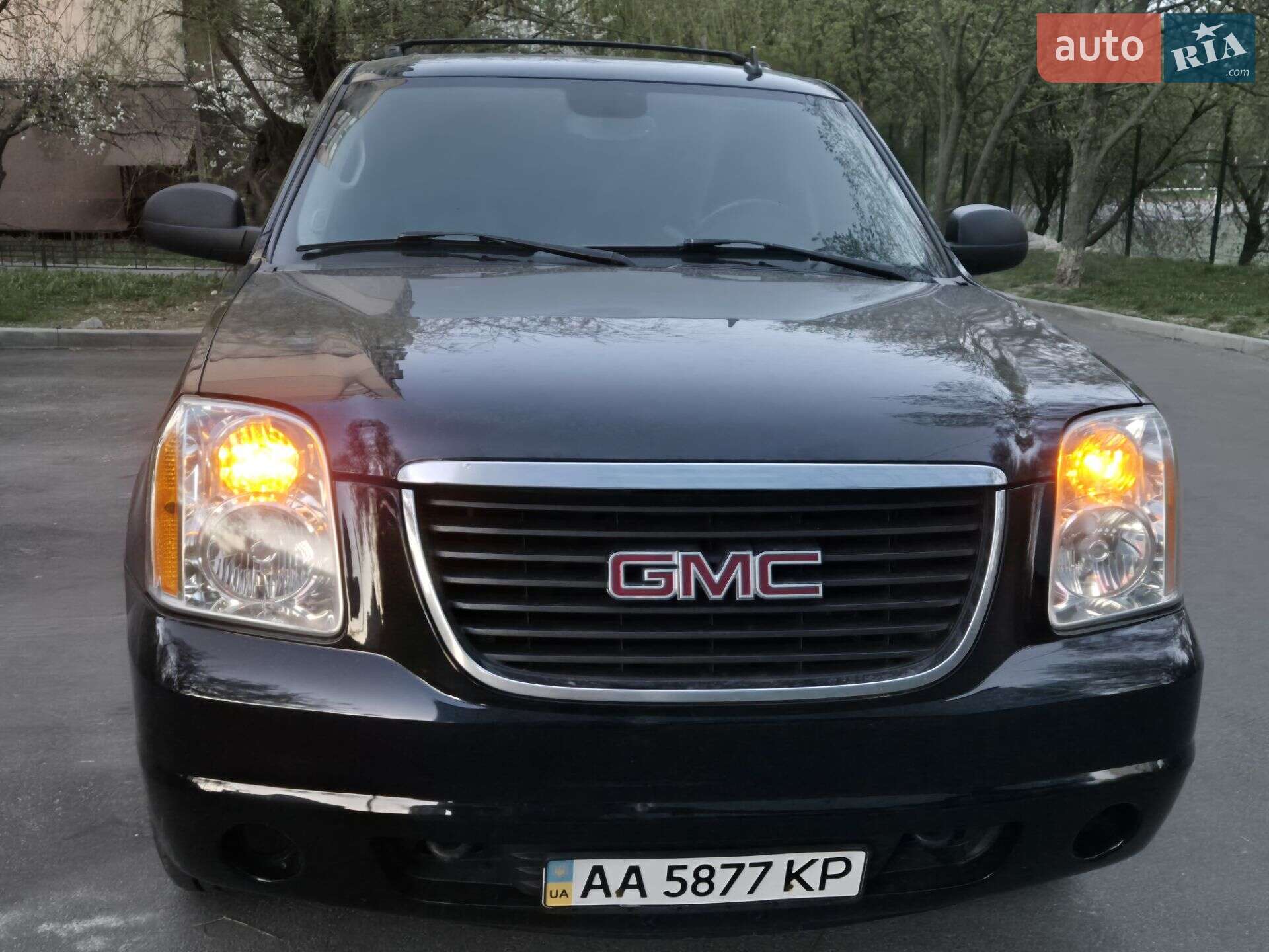 Головне фото звіту автомобіля GMC YUKON XL 2006