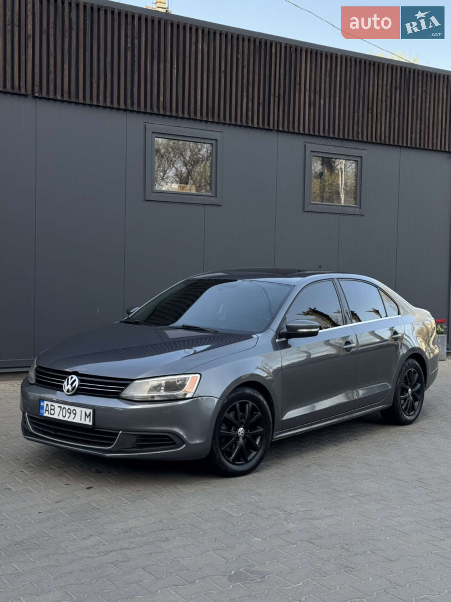 VOLKSWAGEN JETTA 2013