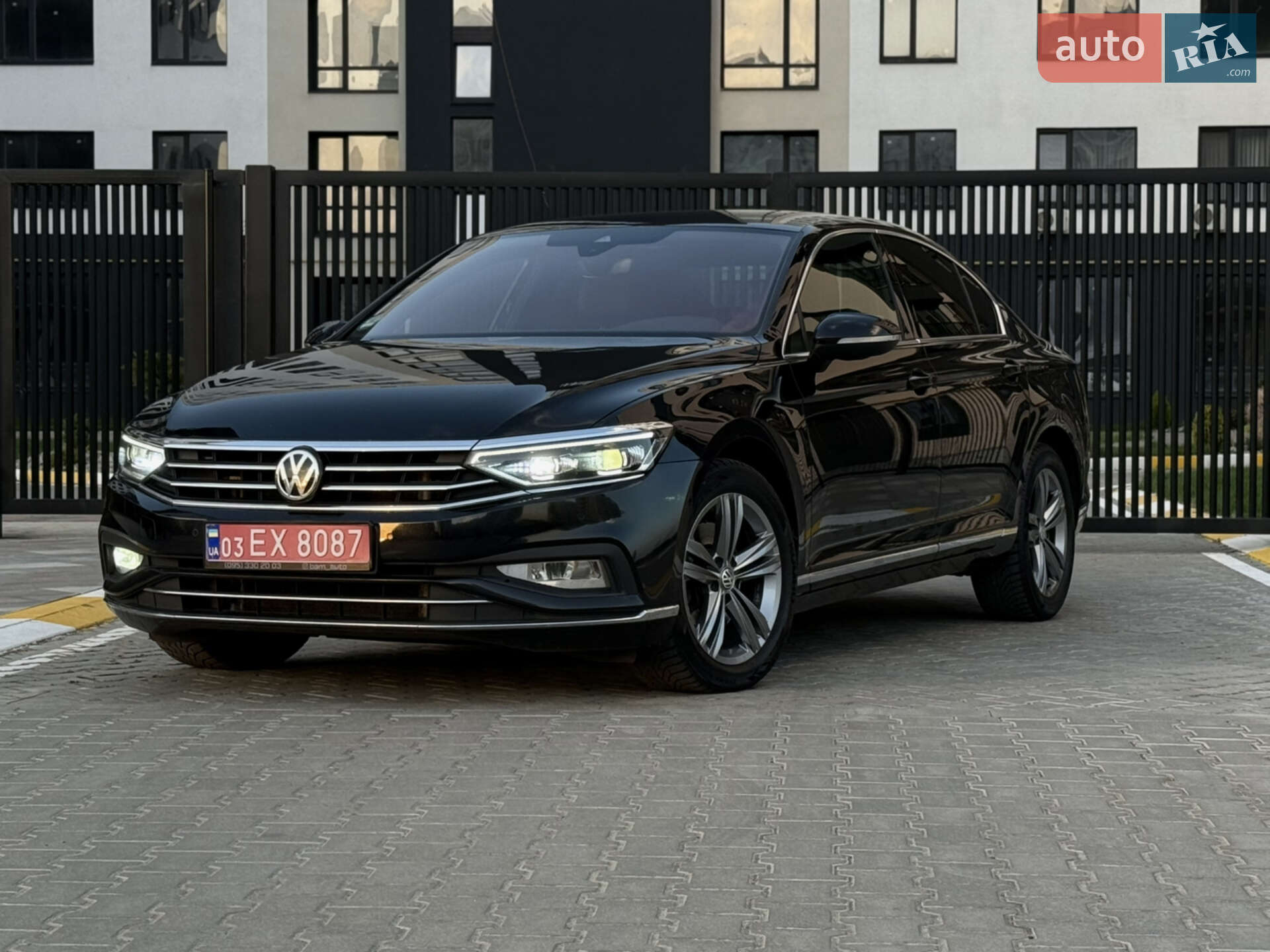 VOLKSWAGEN PASSAT 2019