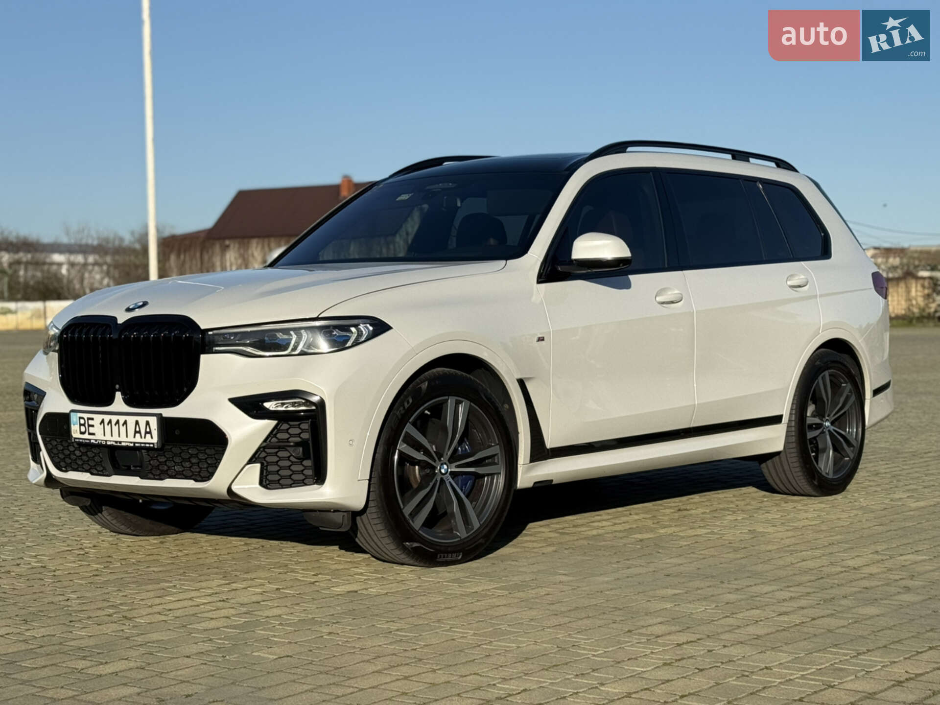 Головне фото звіту автомобіля BMW X7 2019