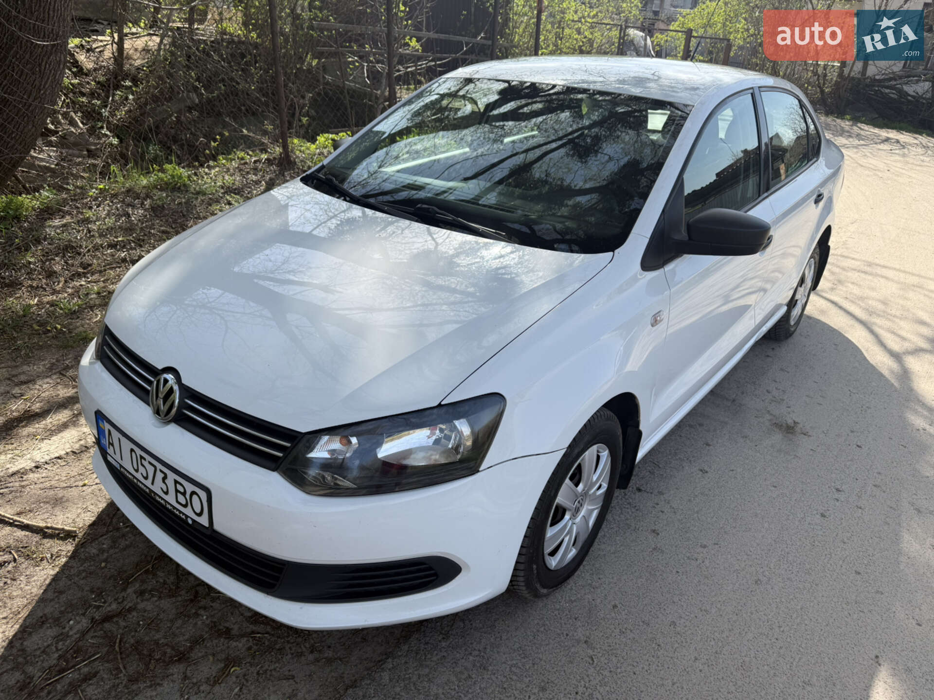 VOLKSWAGEN POLO 2011