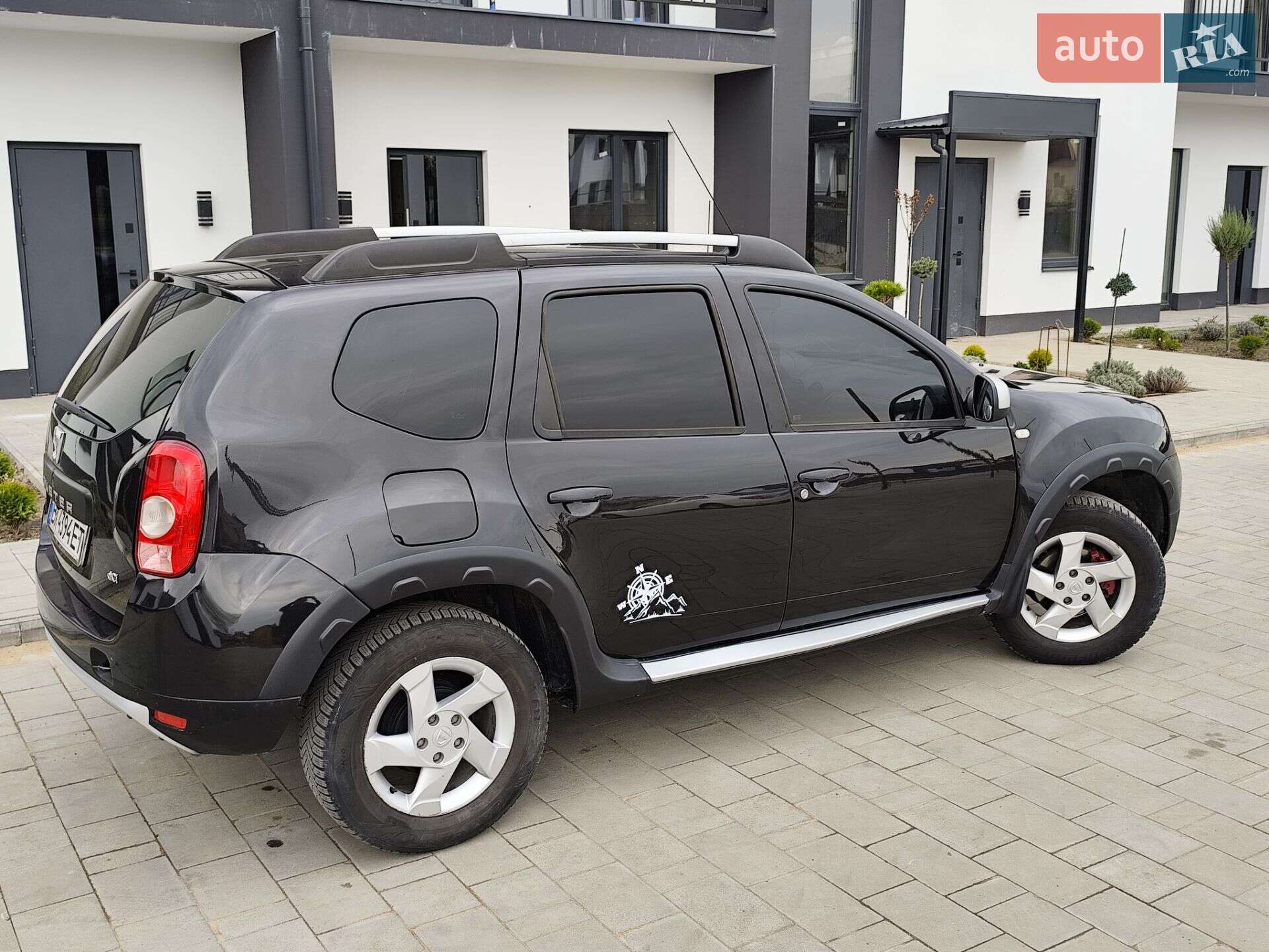Головне фото звіту автомобіля DACIA DUSTER 2010