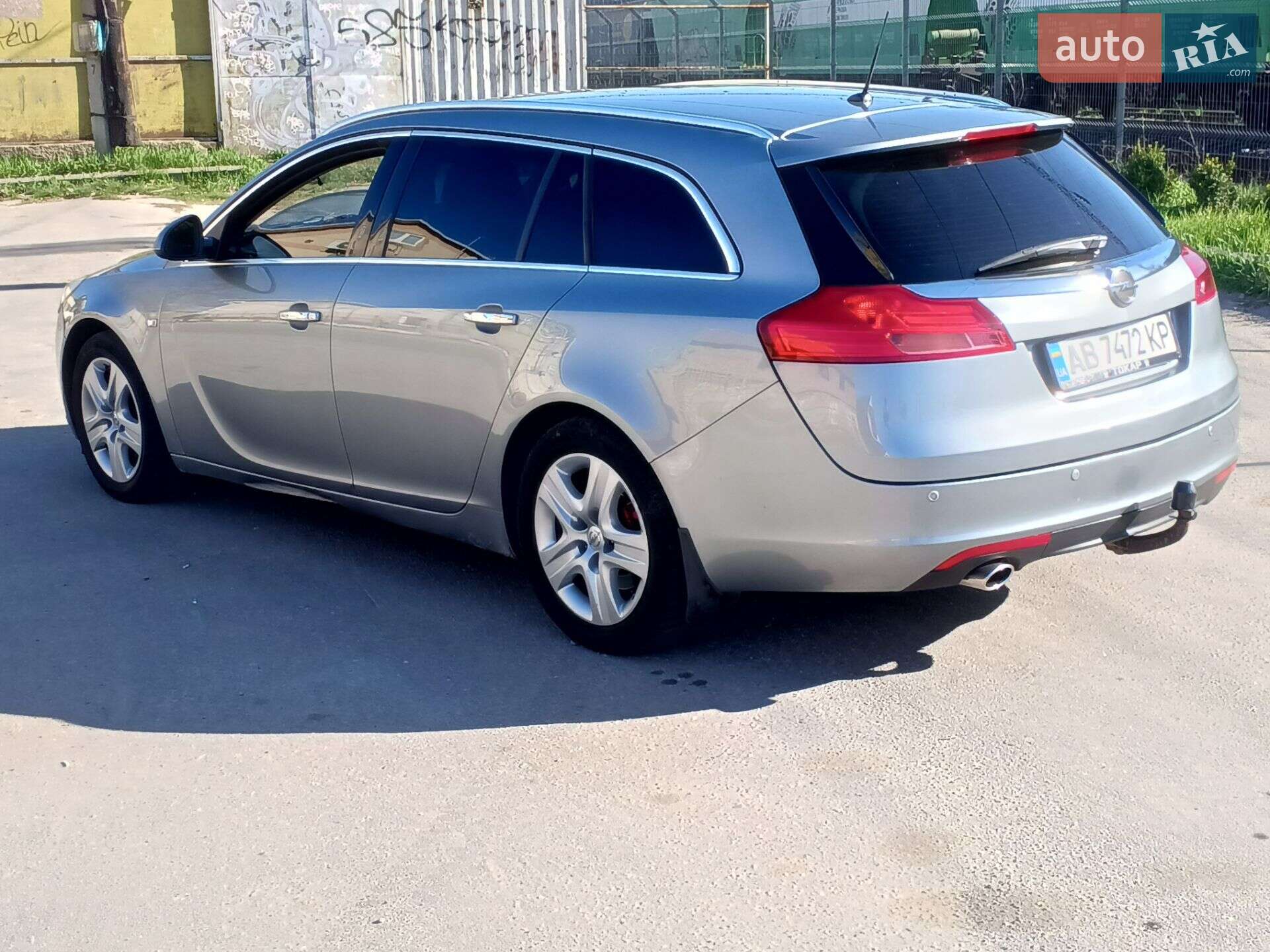 Головне фото звіту автомобіля OPEL INSIGNIA SPORTS TOURER 2009