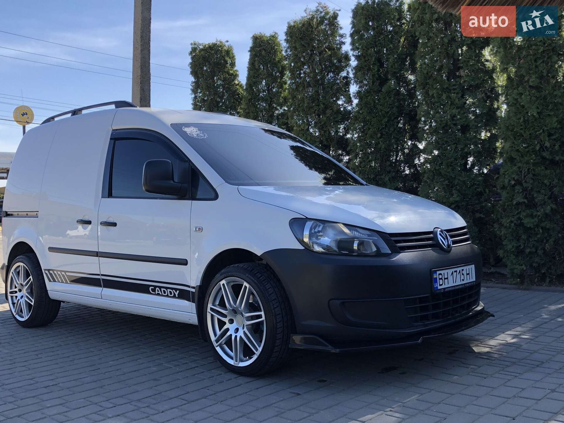 VOLKSWAGEN CADDY 2011