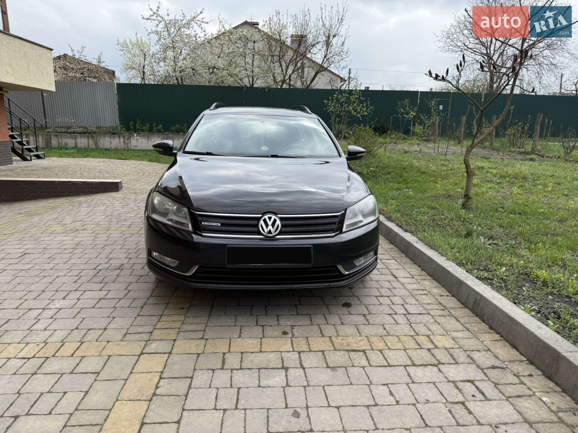VOLKSWAGEN PASSAT 2012