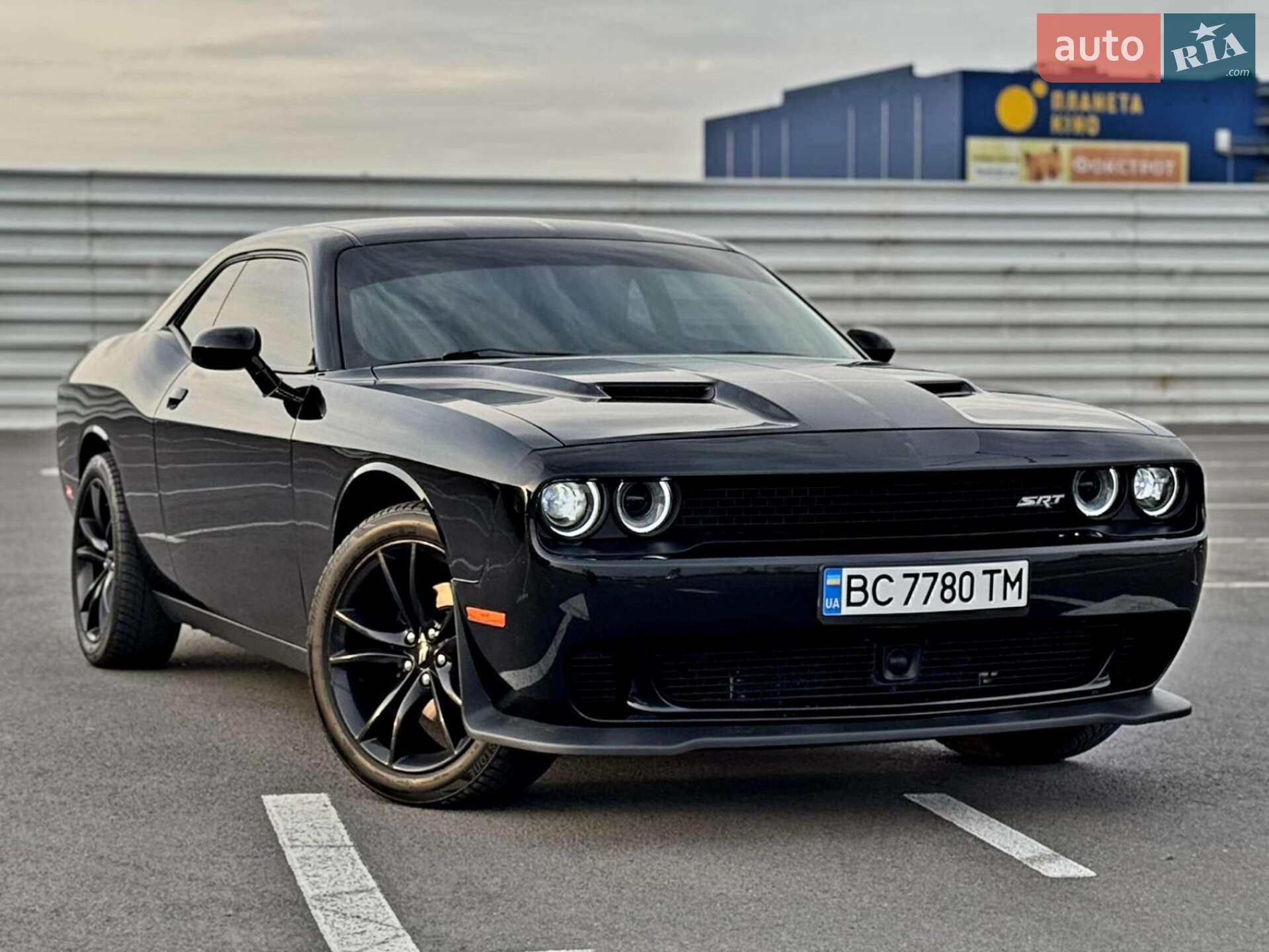 DODGE CHALLENGER 2017