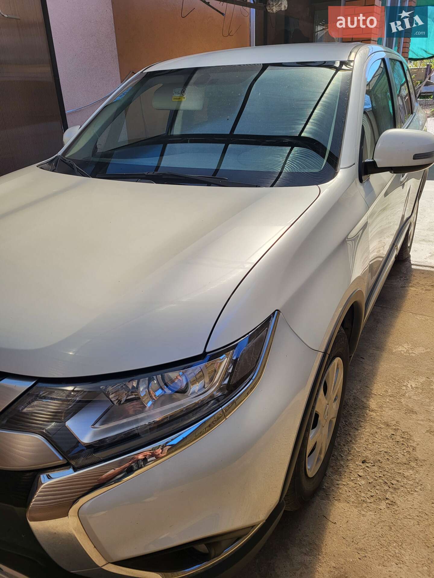 MITSUBISHI OUTLANDER 2021