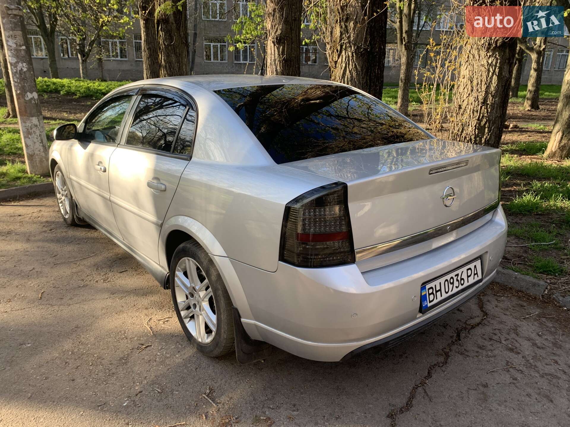 OPEL VECTRA 2004