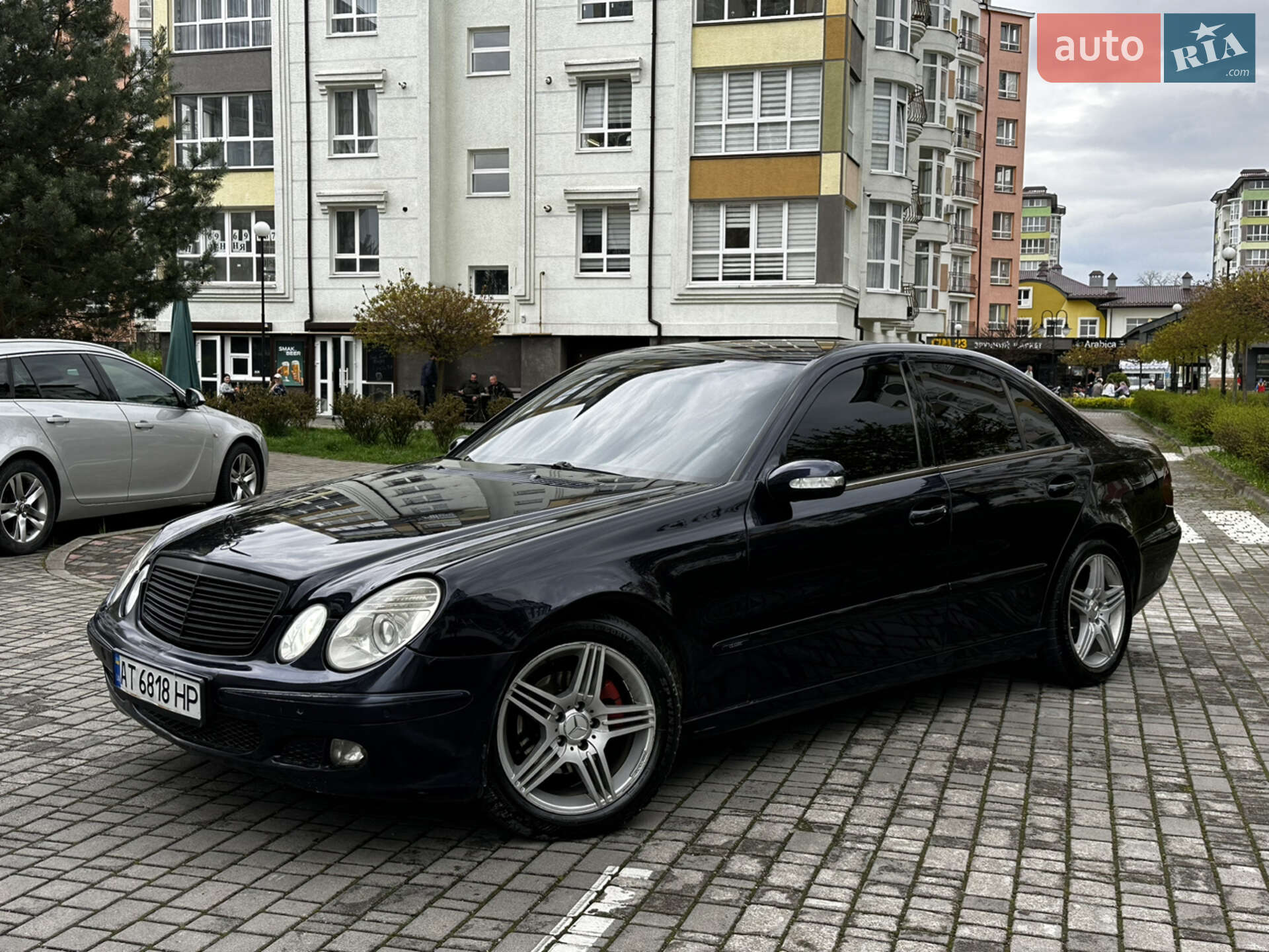 MERCEDES-BENZ E 270 CDI 2002