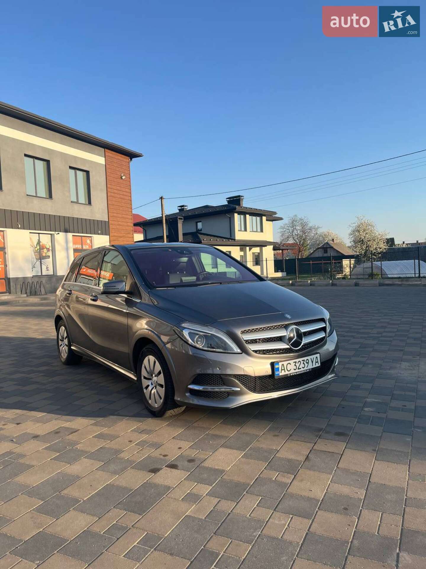 MERCEDES-BENZ ELECTRIC DRIVE 2015