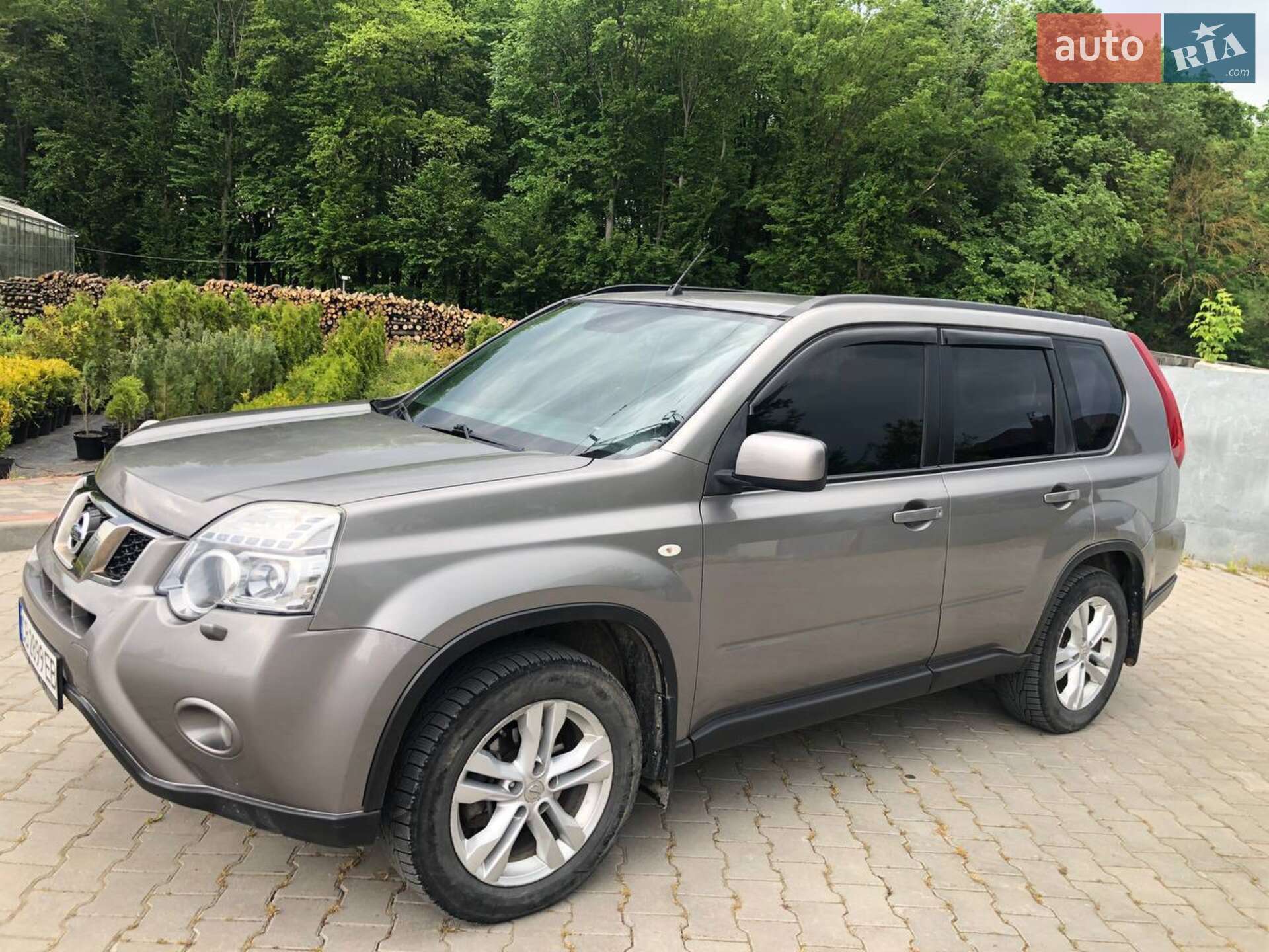 NISSAN X-TRAIL 2012