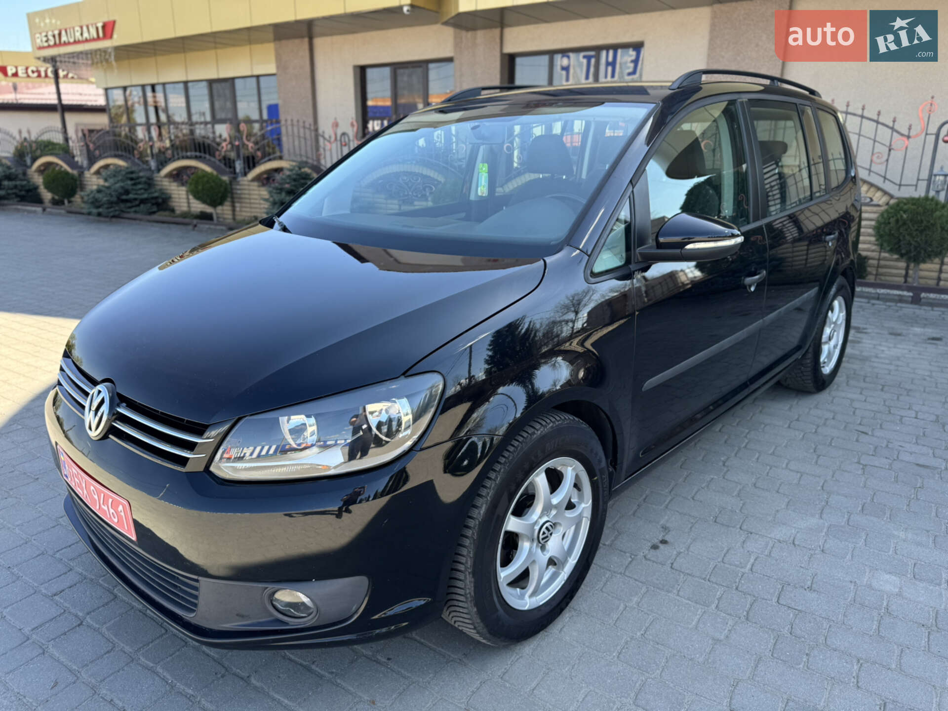 VOLKSWAGEN TOURAN 2013
