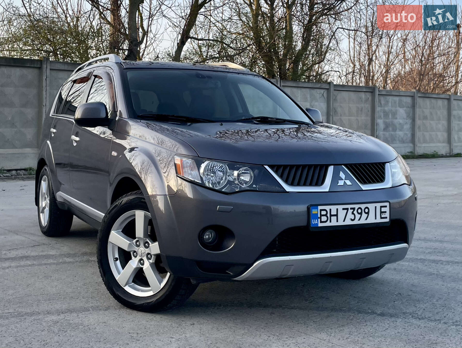 MITSUBISHI OUTLANDER 2008