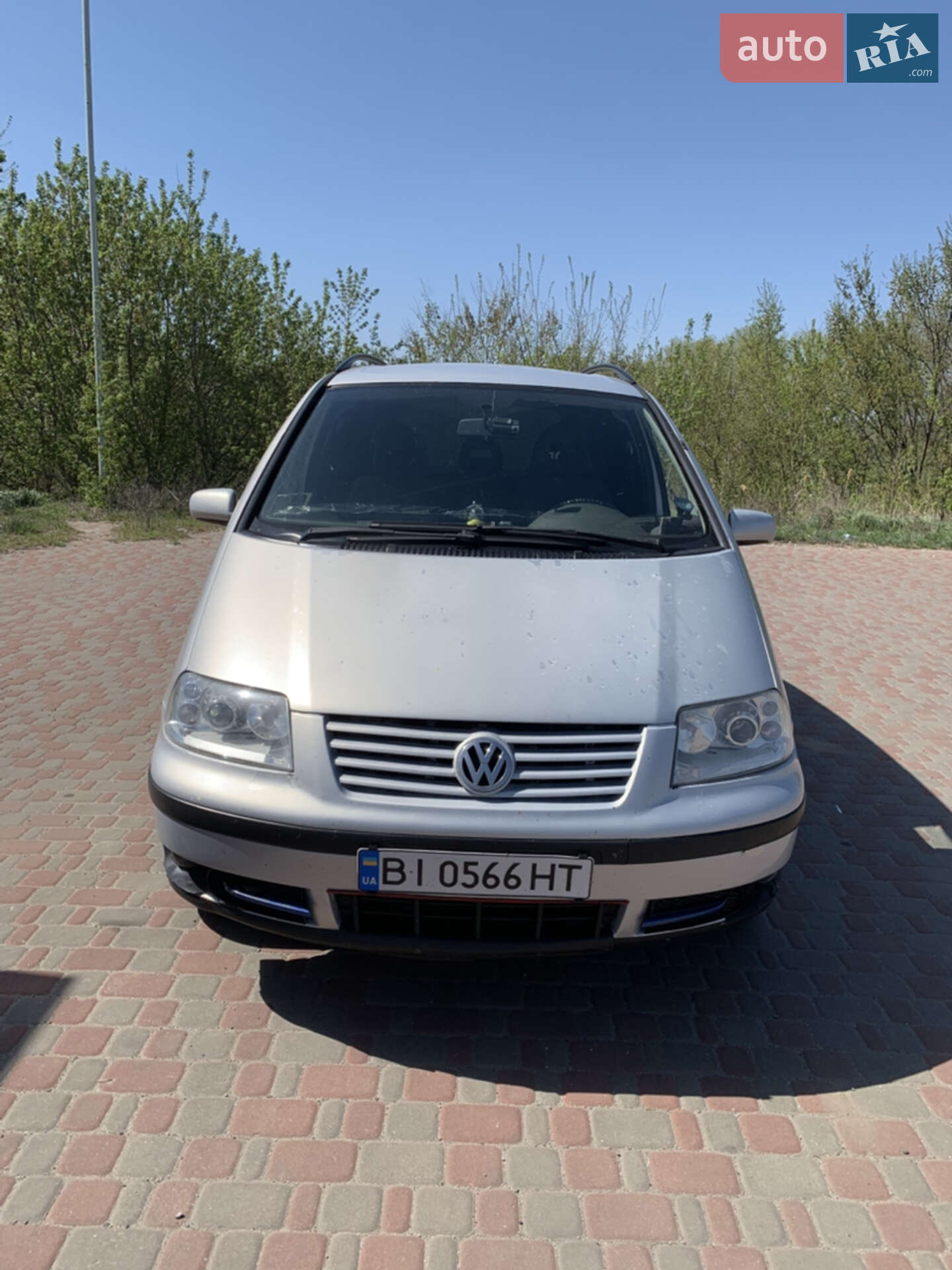 VOLKSWAGEN SHARAN